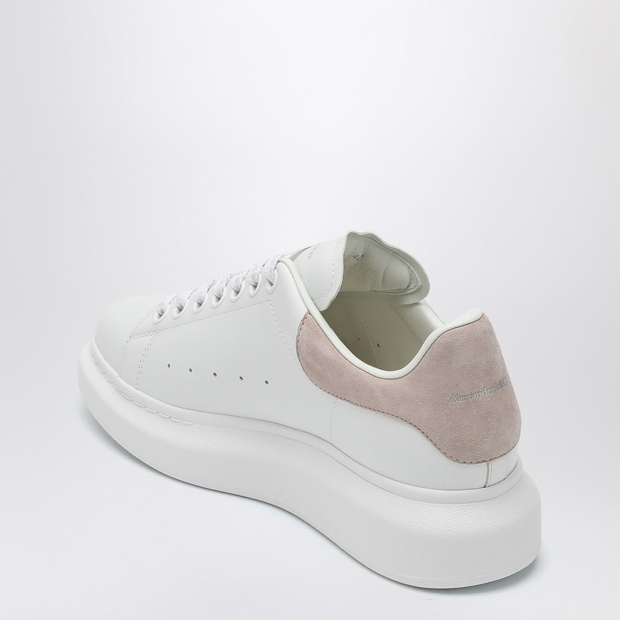 Alexander McQueen Sneakers Oversize bianca e Patchouli, view 3
