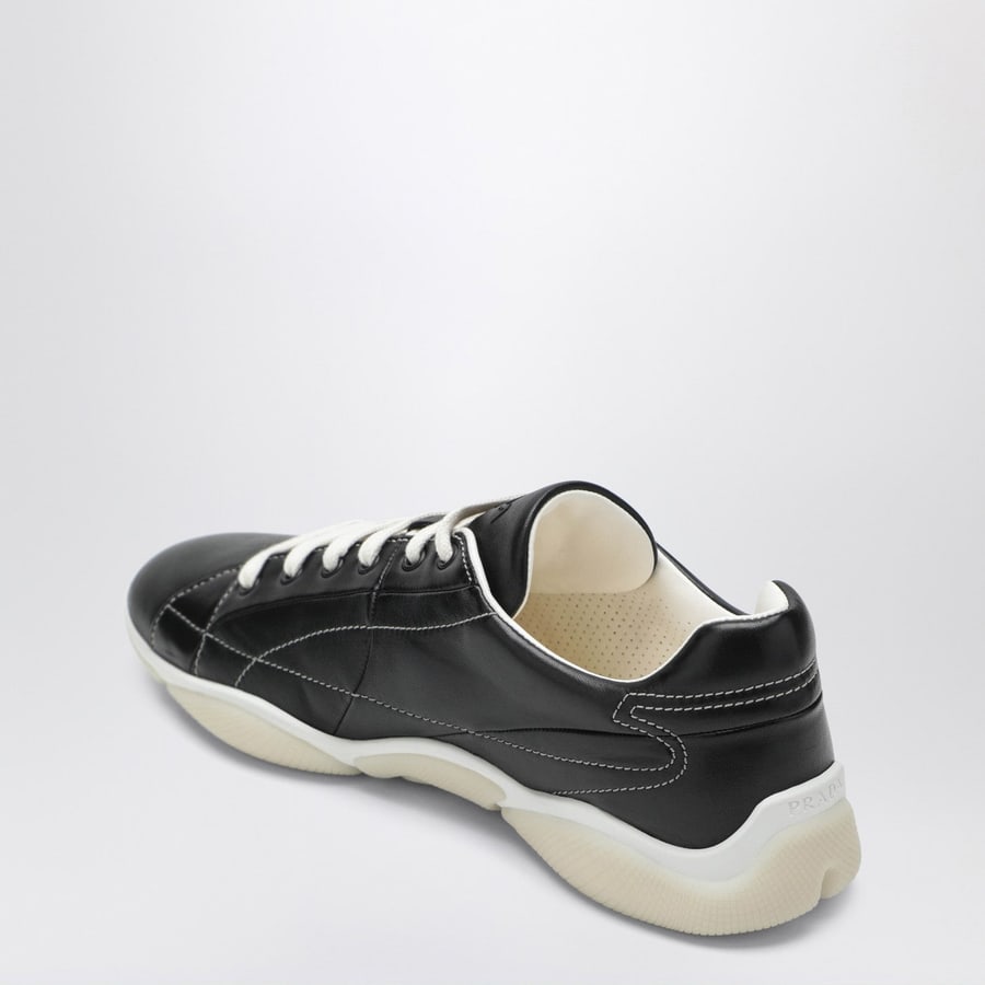 Prada Sneakers nere in nappa, view 4