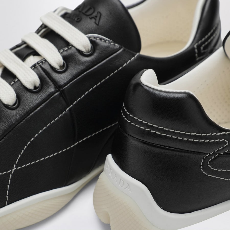 Prada Sneakers nere in nappa, view 5
