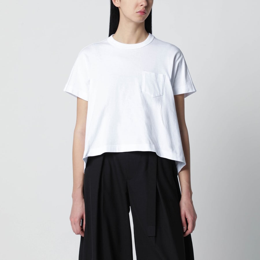 SACAI T-shirt cropped bianca in cotone