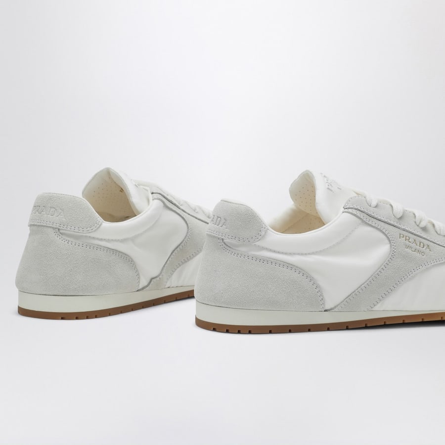 Prada Sneakers bianca con inserti in suede, view 5