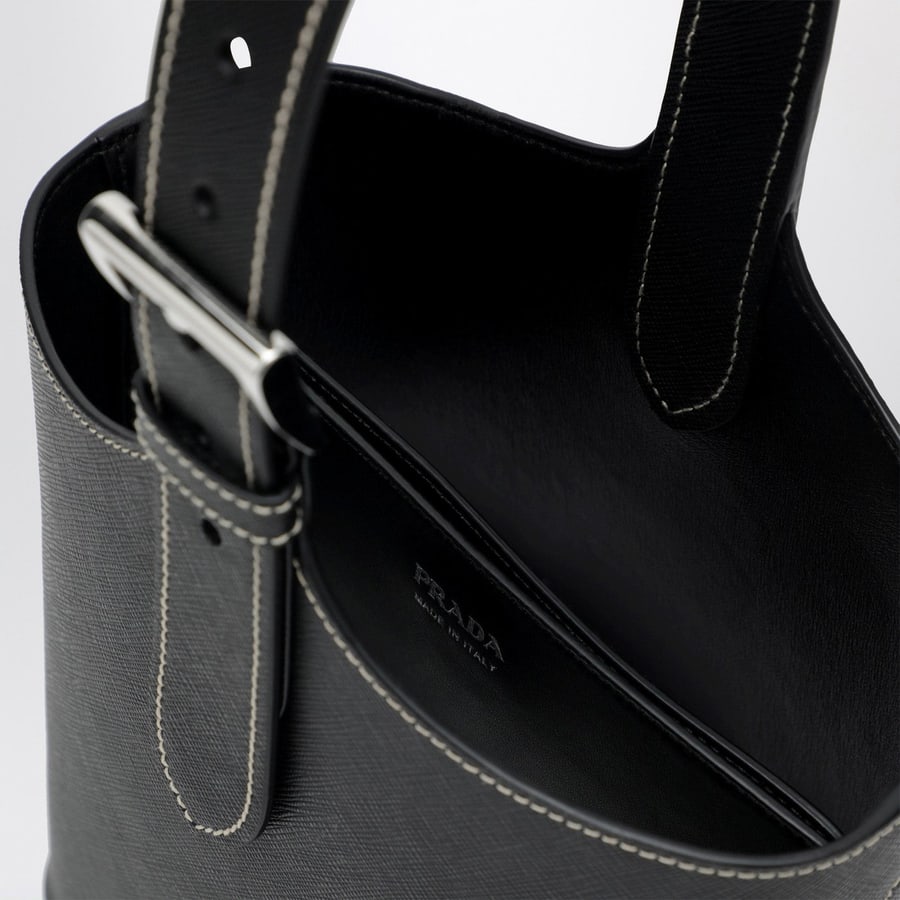 Prada Secchiello in pelle liscia nero, view 5