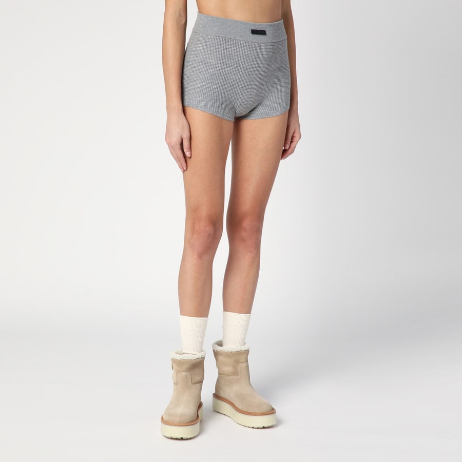 Fear of God Essentials Shorts grigio in nido d'ape, view 3
