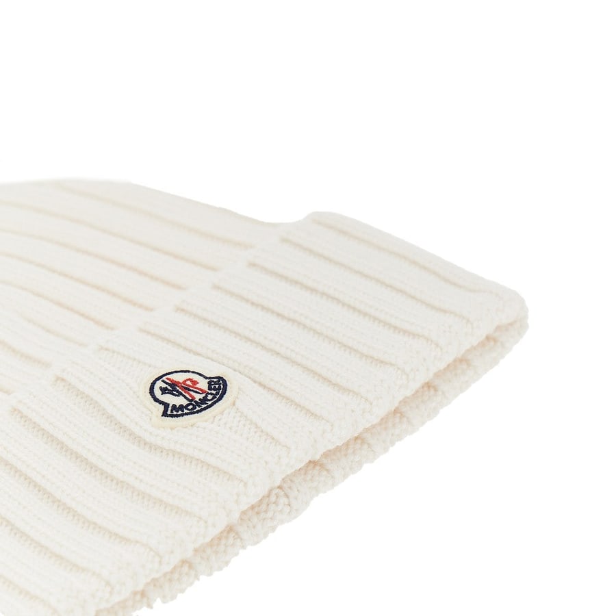 Moncler Beanie in lana con patch logo, view 3