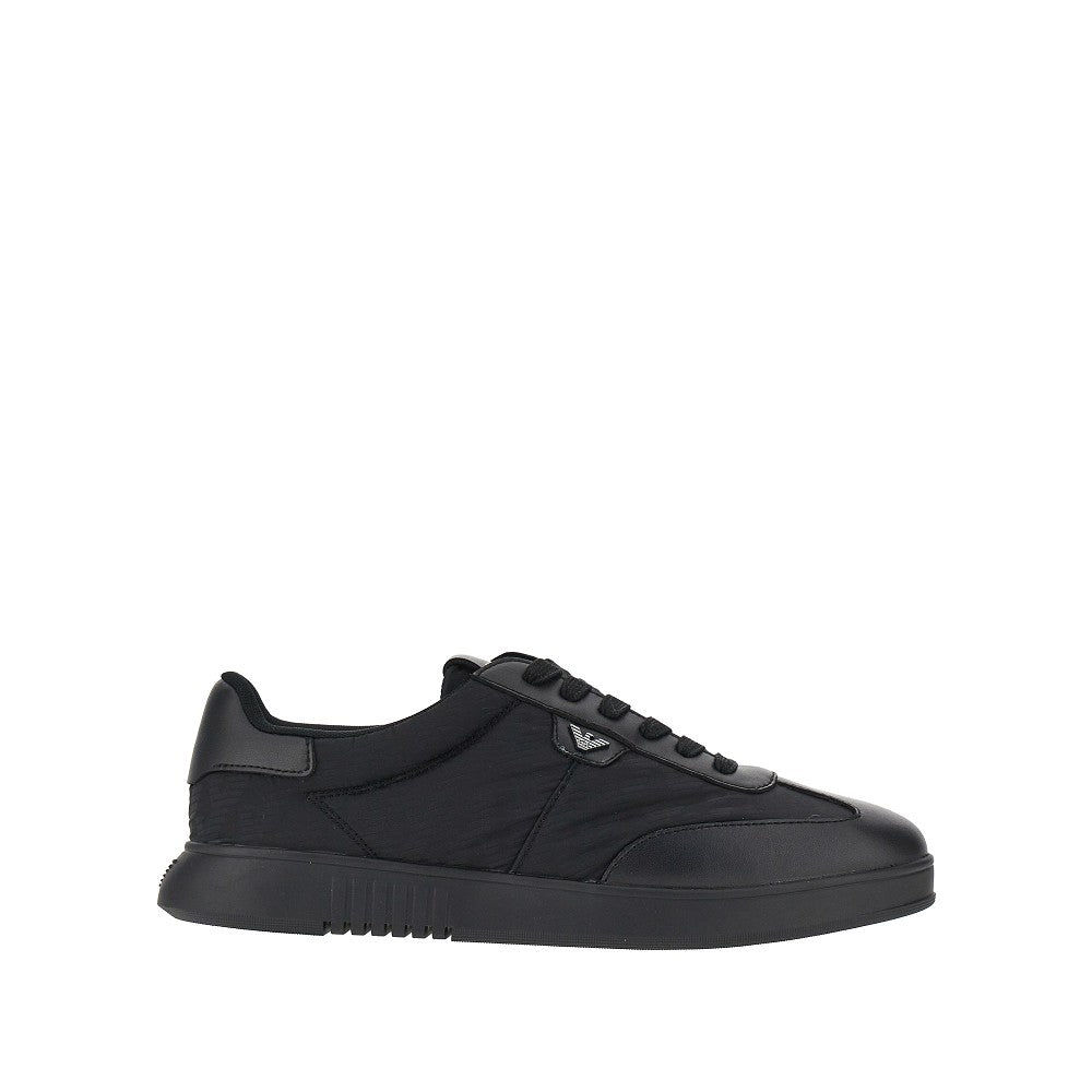 Emporio Armani Sneakers in pelle e nylon con logo Eagle