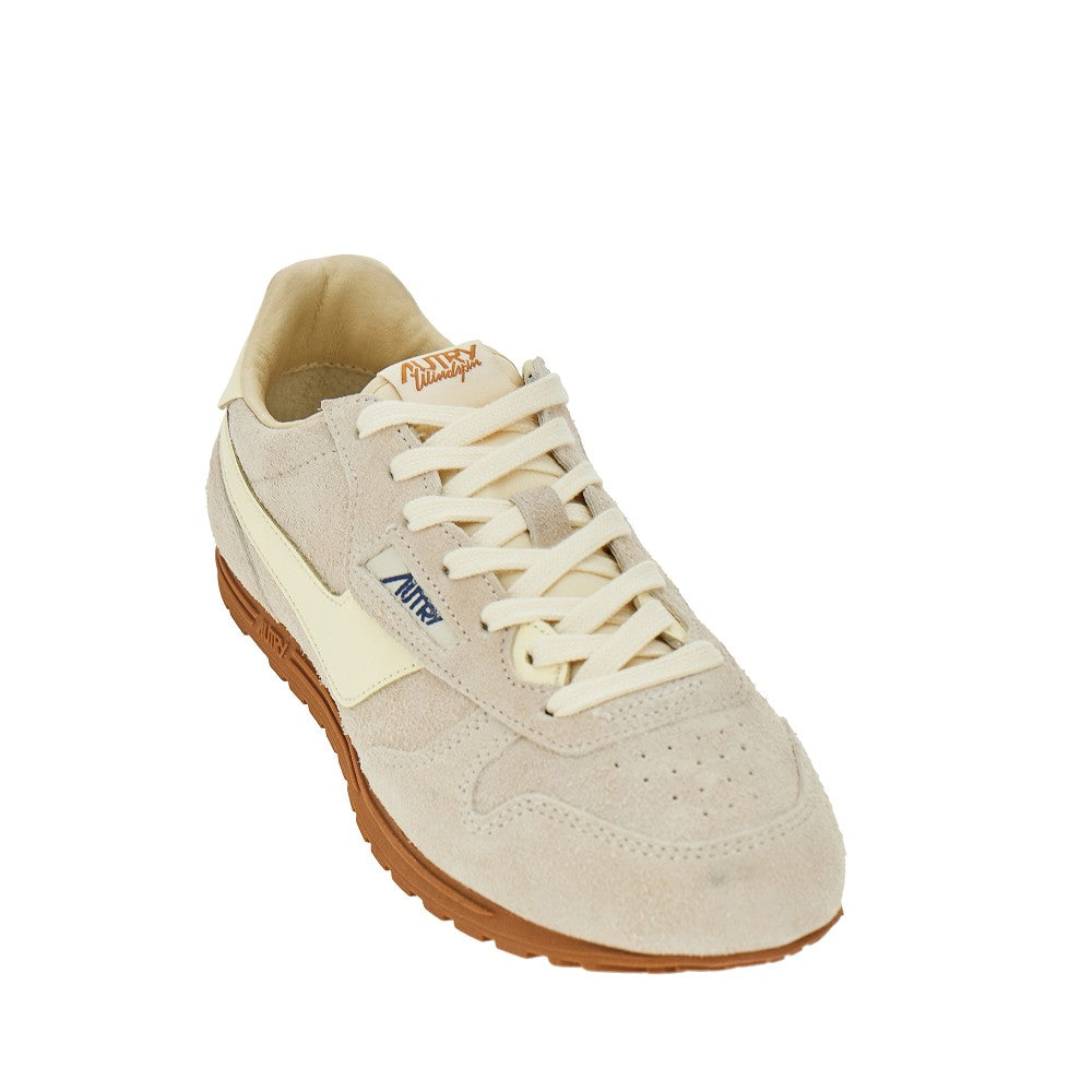 Autry Sneakers 'Windspin' in pelle scamosciata, view 2