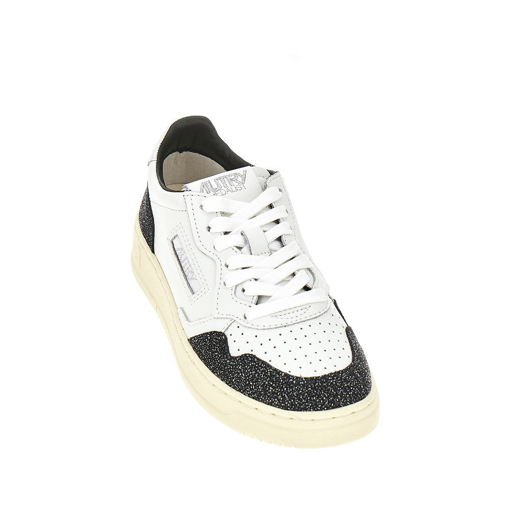 Autry Sneakers Medalist Low Stardust in pelle, view 2