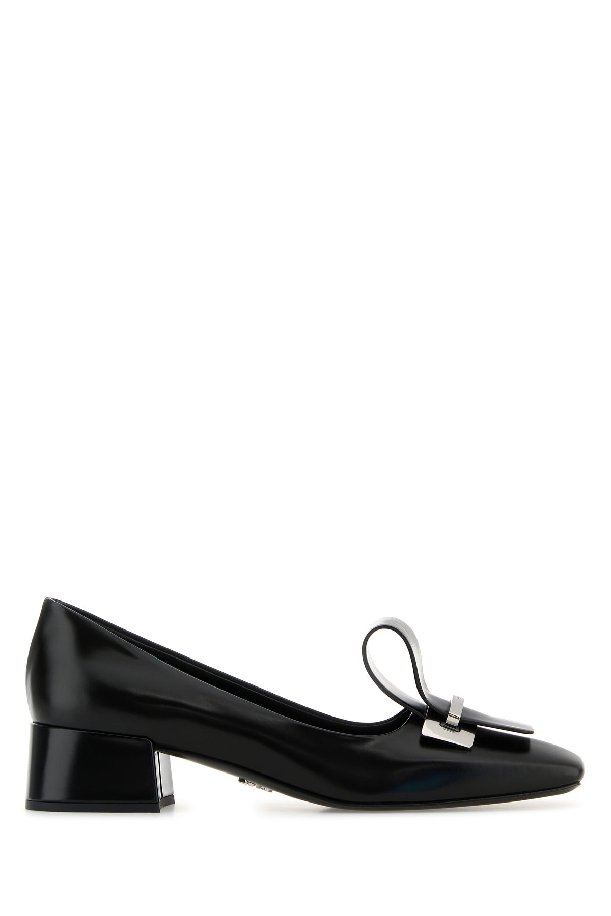 Prada Scarpe con tacco in pelle nera