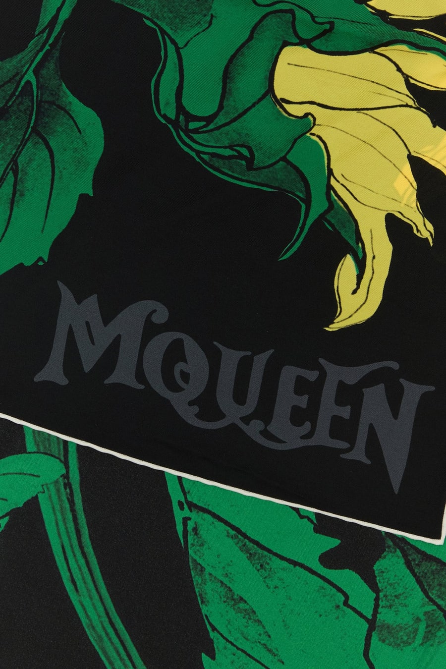 Alexander McQueen Foulard in seta stampata, view 2