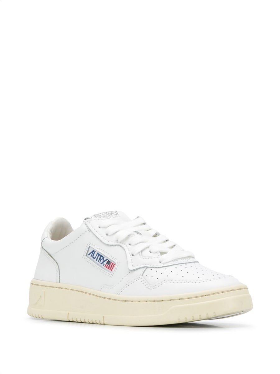 Autry Sneakers 'Medalist' in pelle bianca, view 4