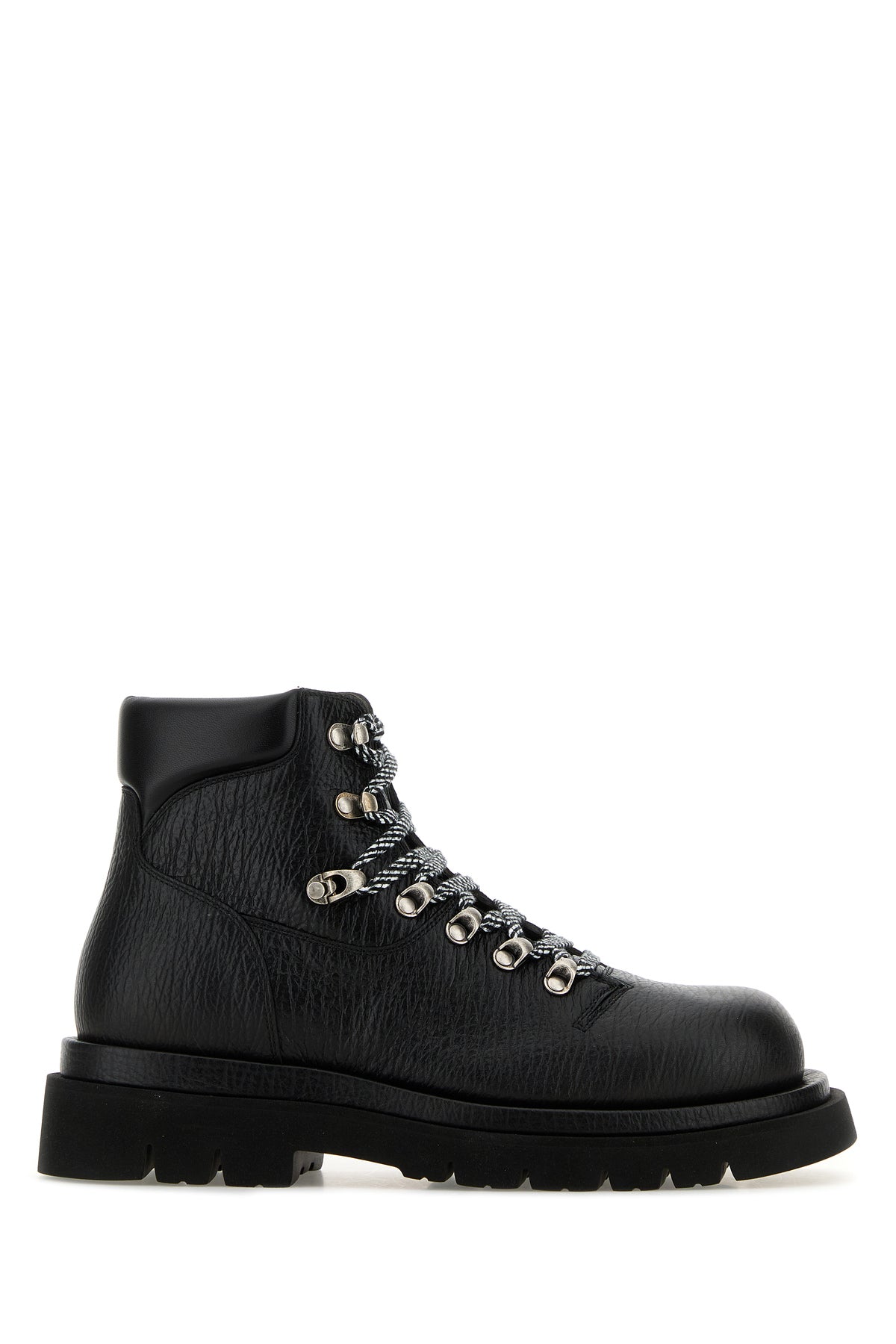 Bottega Veneta Stivaletti Shark in pelle nera