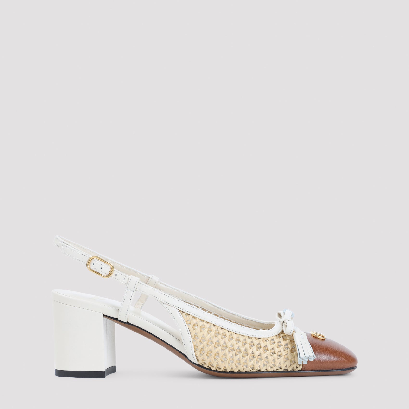 Valentino Garavani Valentino Garavani Sling Back Pumps