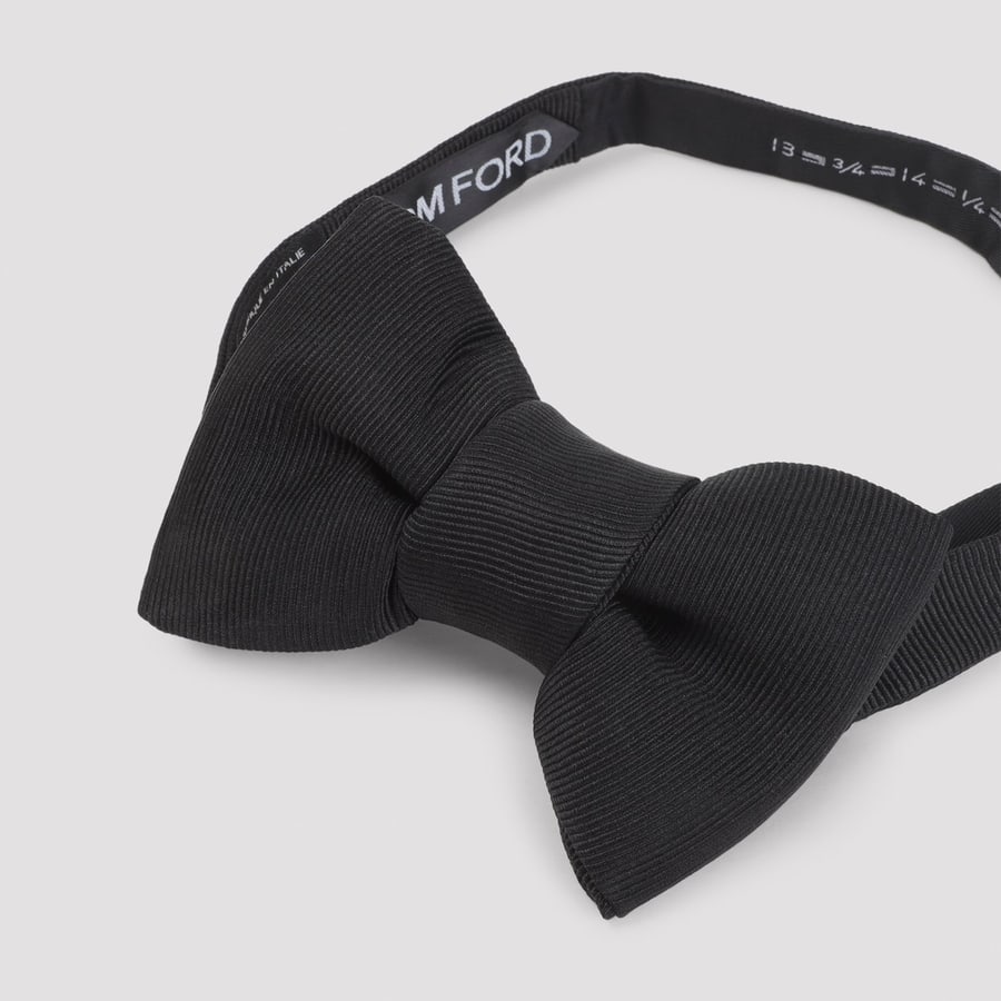 Tom Ford Tom Ford Pre-Tied Bow Tie, view 4
