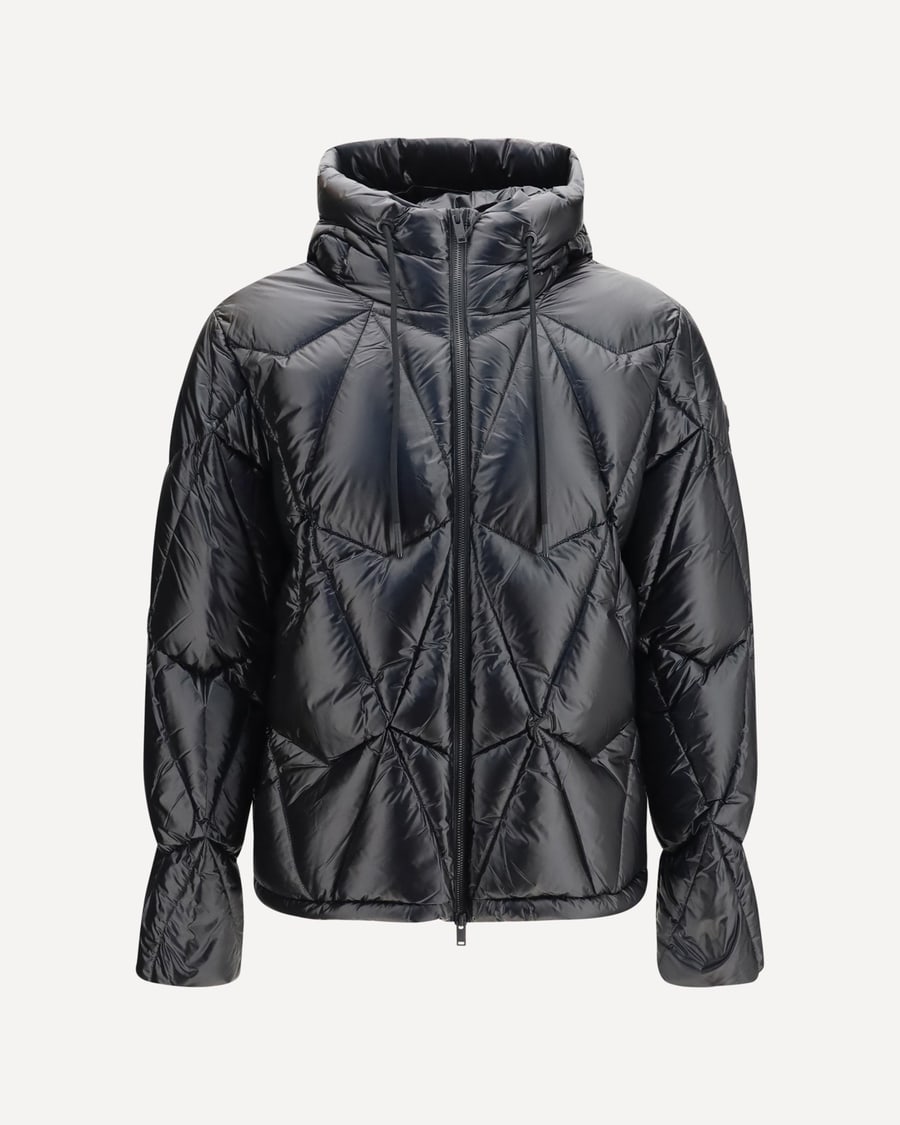 MOOSE KNUCKLES Quilted Iceberg Puffer Jacket