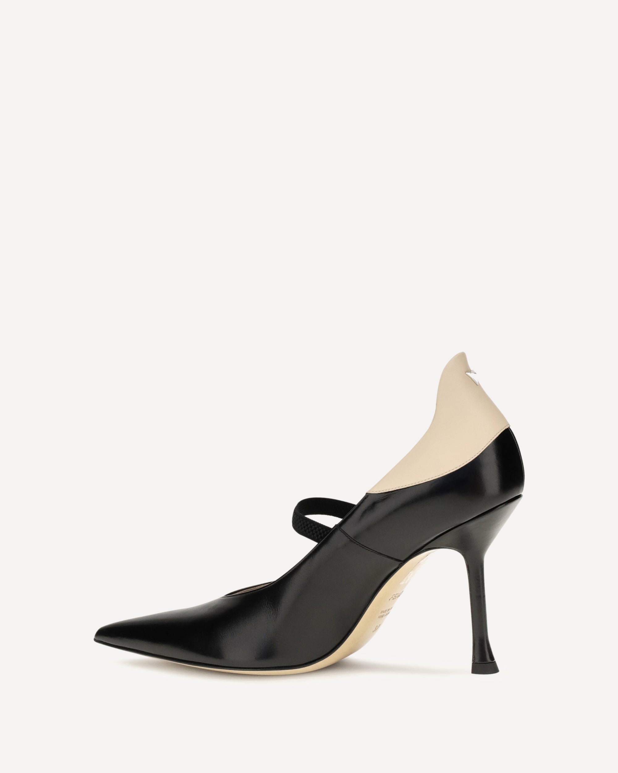 Fendi Two-tone calfskin Pumps, view 2