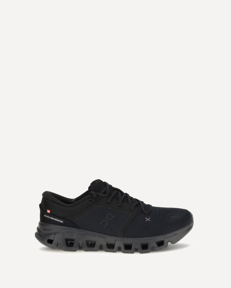 ON Cloud X 5 Sneakers