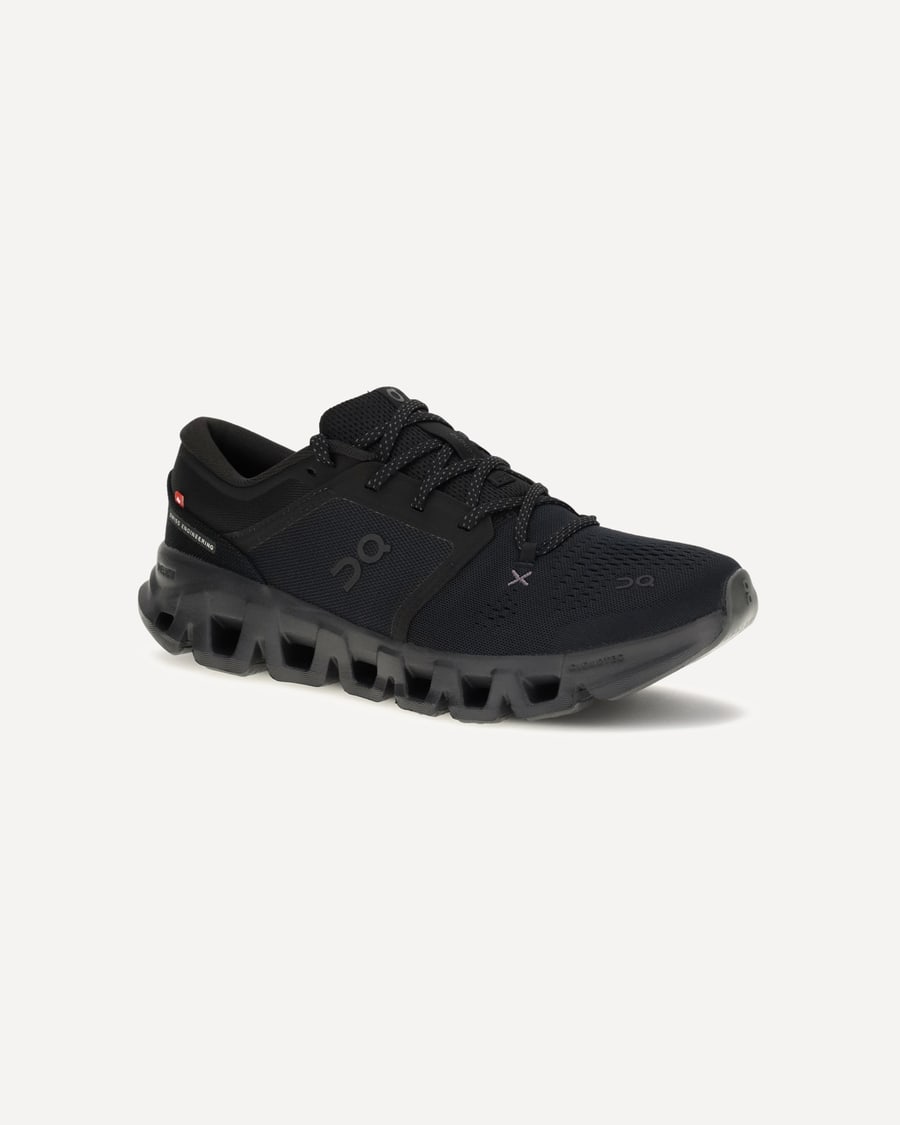 ON Cloud X 5 Sneakers, view 4