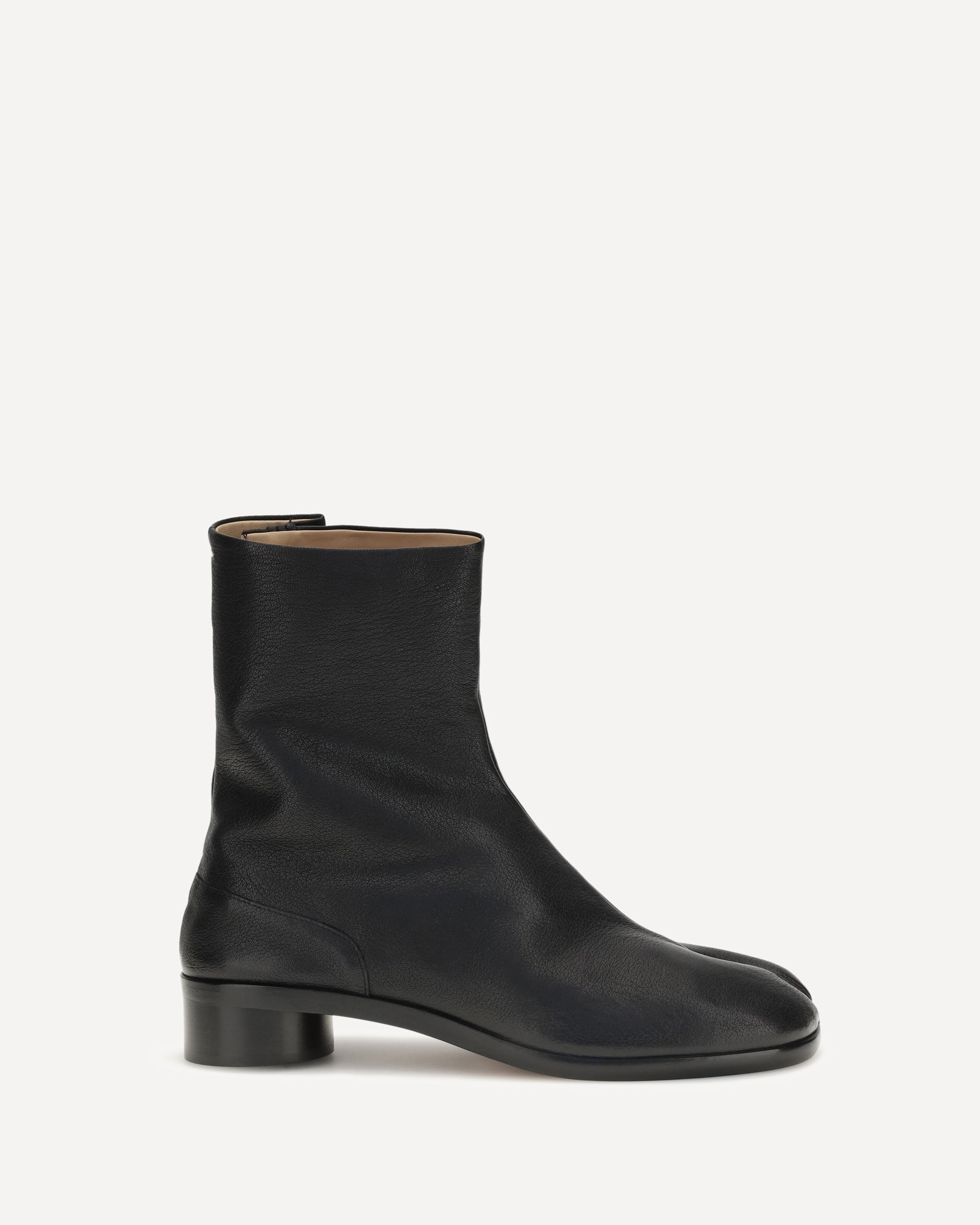MARGIELA Tabi Ankle Boots