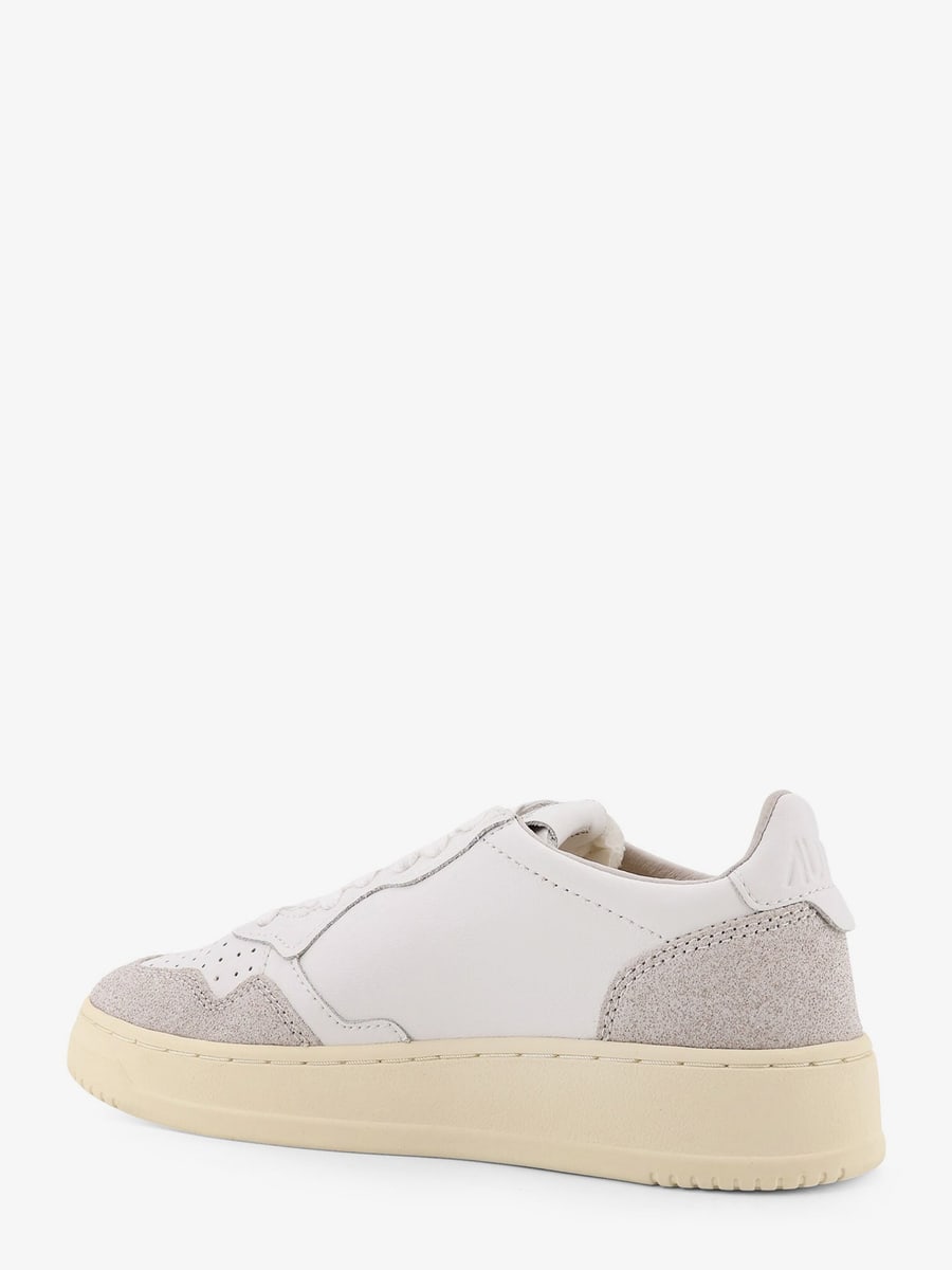 Autry Medalist Low leather sneakers, view 3