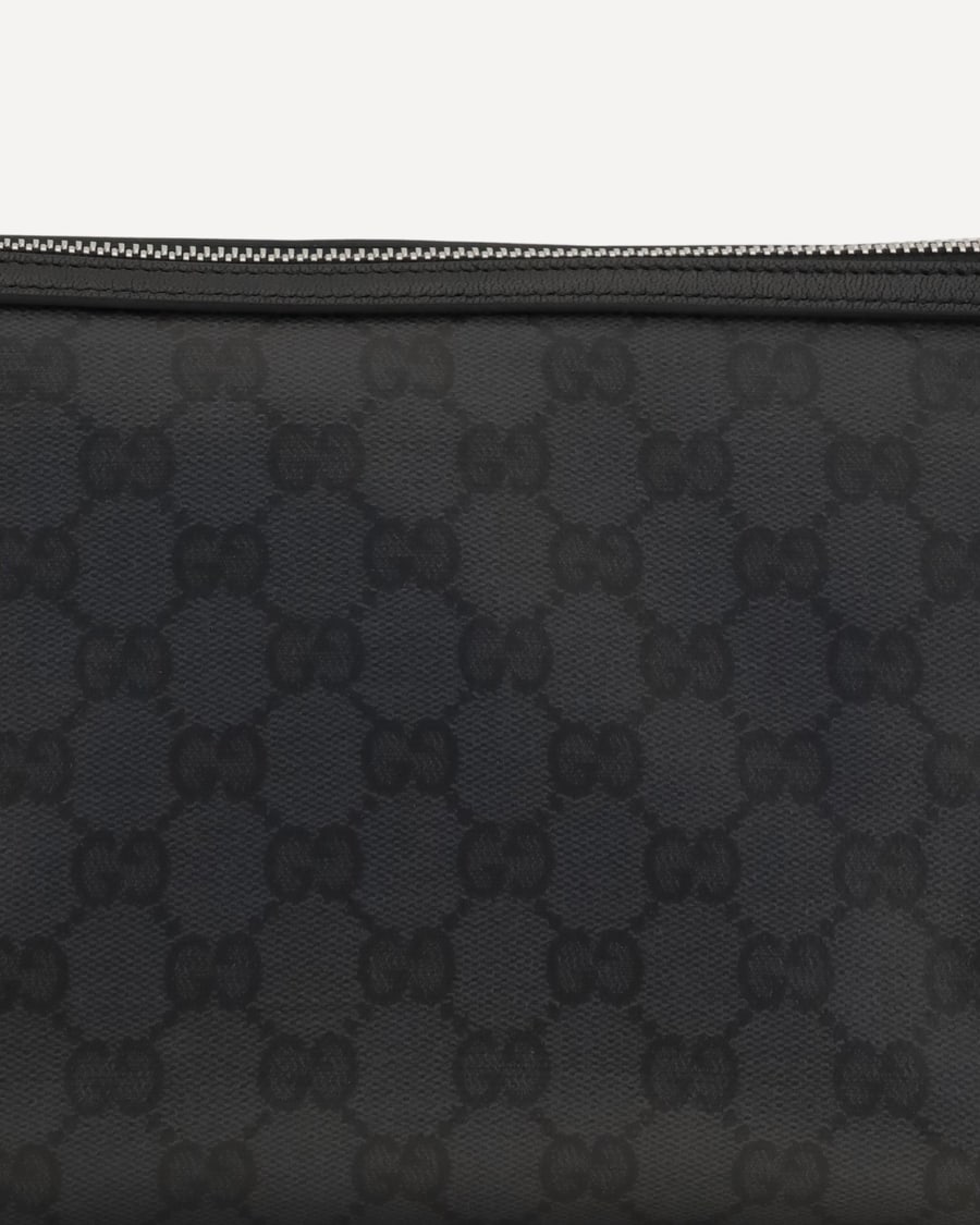 Gucci Small Essence Classic Pouch, view 6