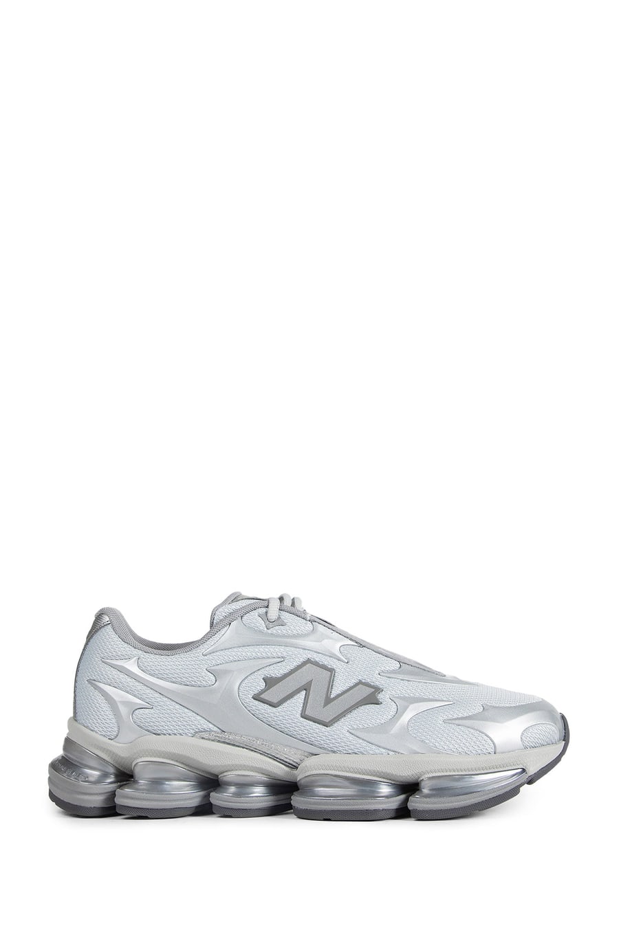 New Balance 2000 Sneakers
