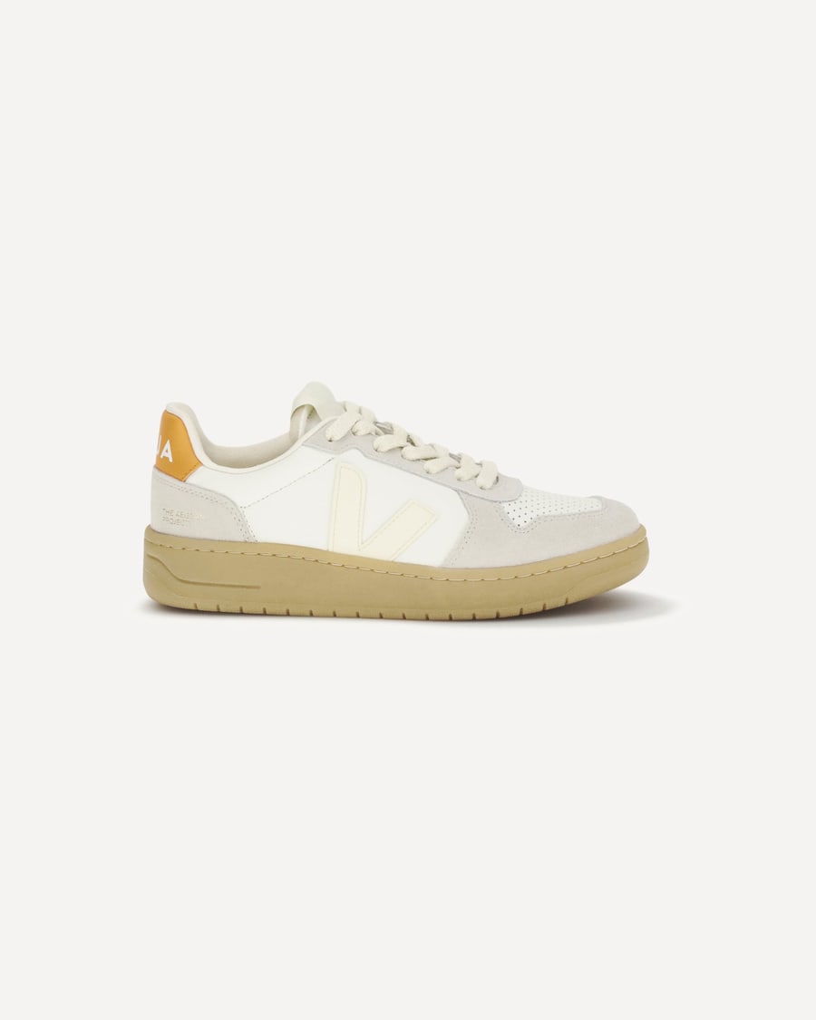 VEJA V-82 Sneakers, view 3