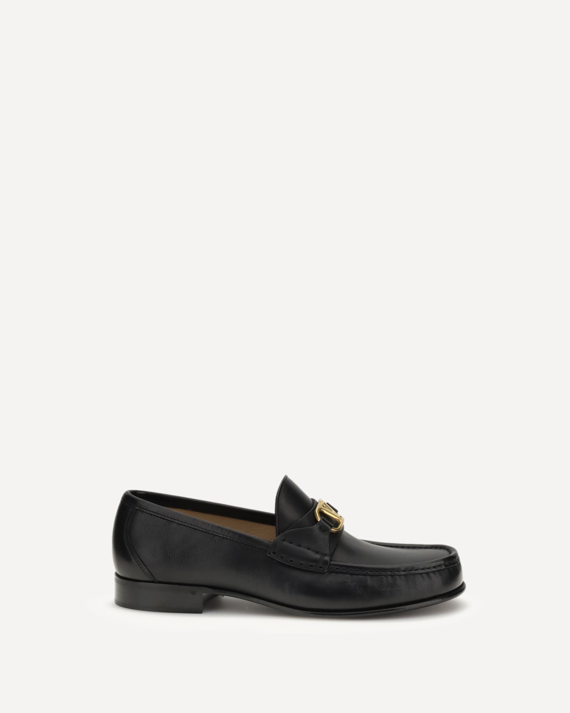 Valentino Garavani Signature VLogo Loafers
