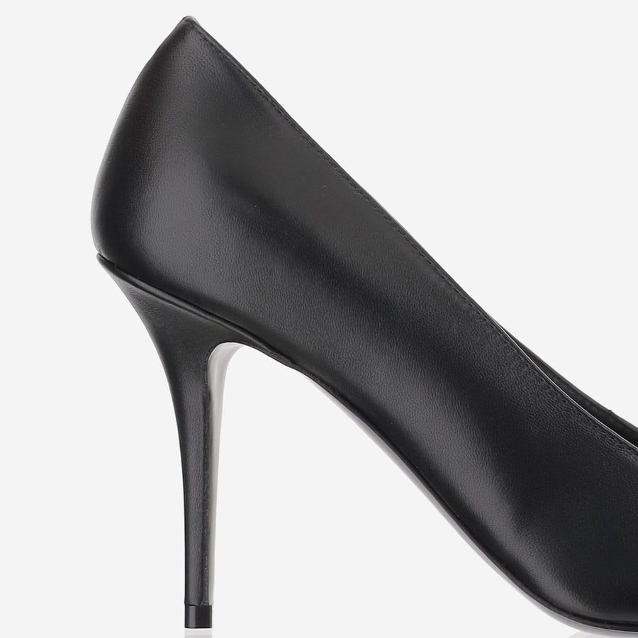 Amina Muaddi Décolleté Barbara Pump in nappa, view 4