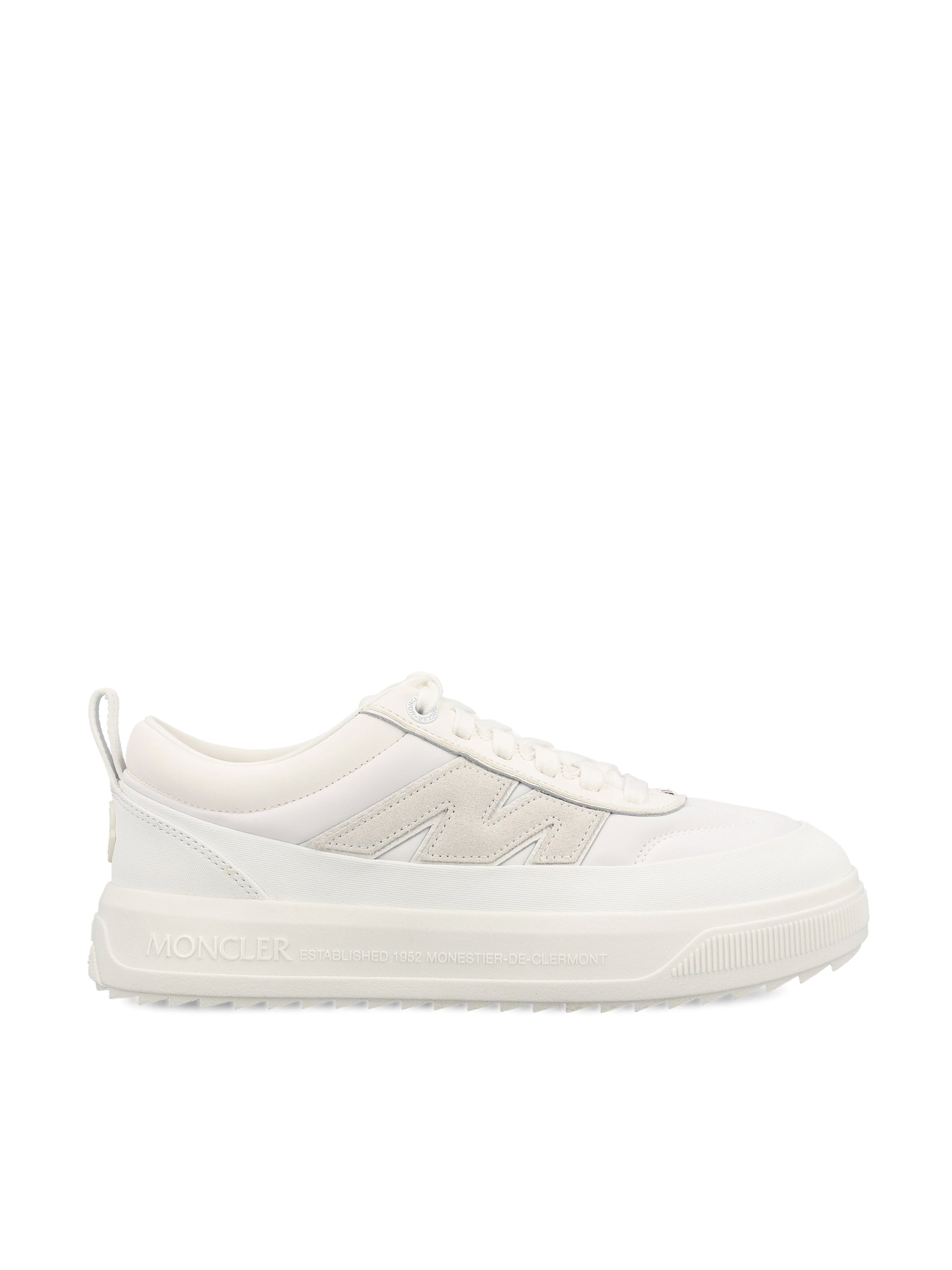 Moncler Sneakers realizzate in pelle.