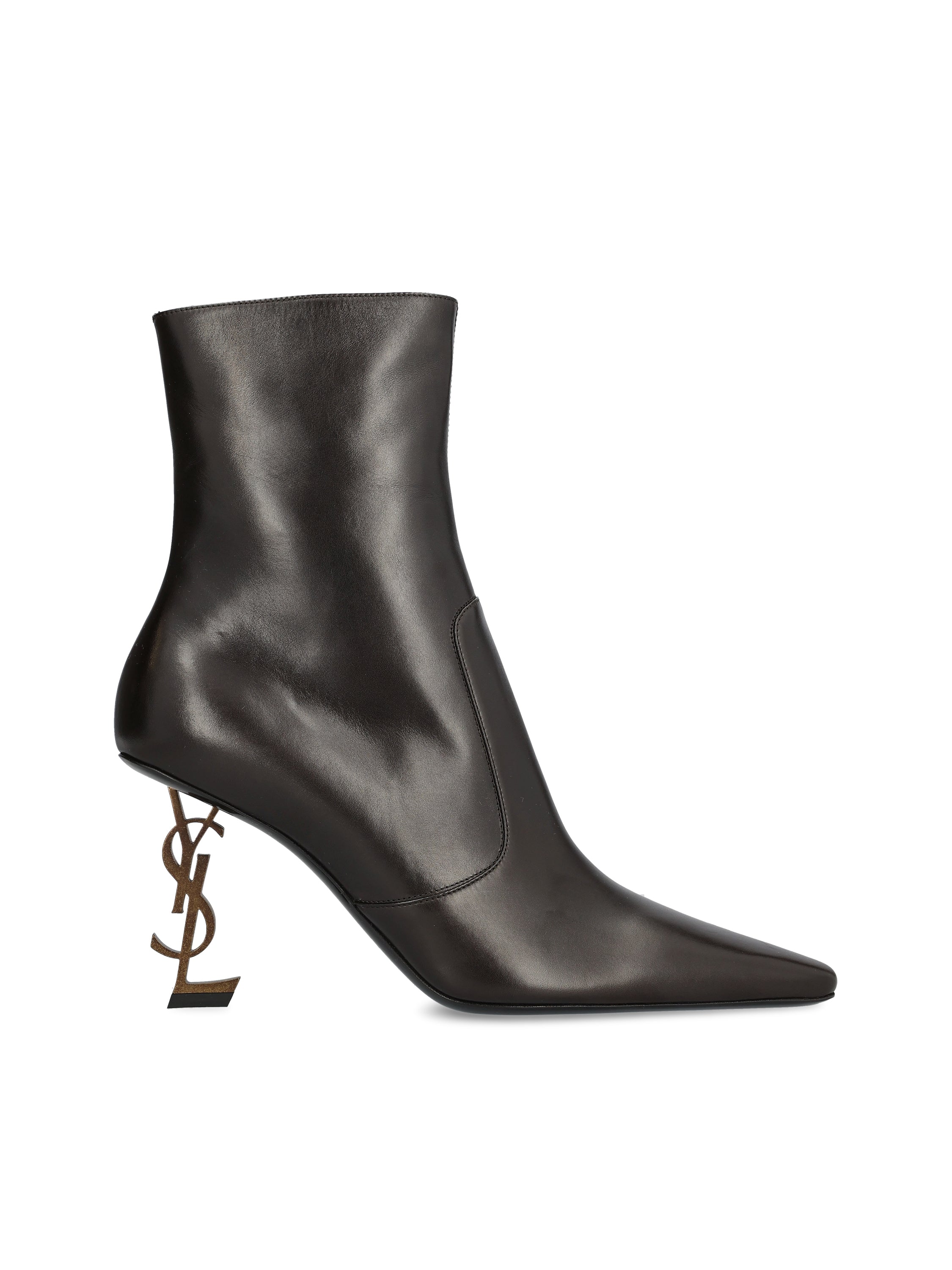 Saint Laurent Stivaletti realizzati in pelle di vitello.