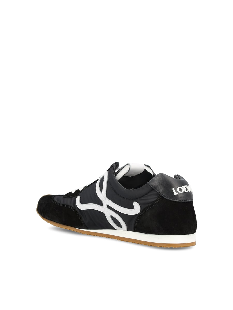 Loewe Sneakers realizzate in pelle., view 3