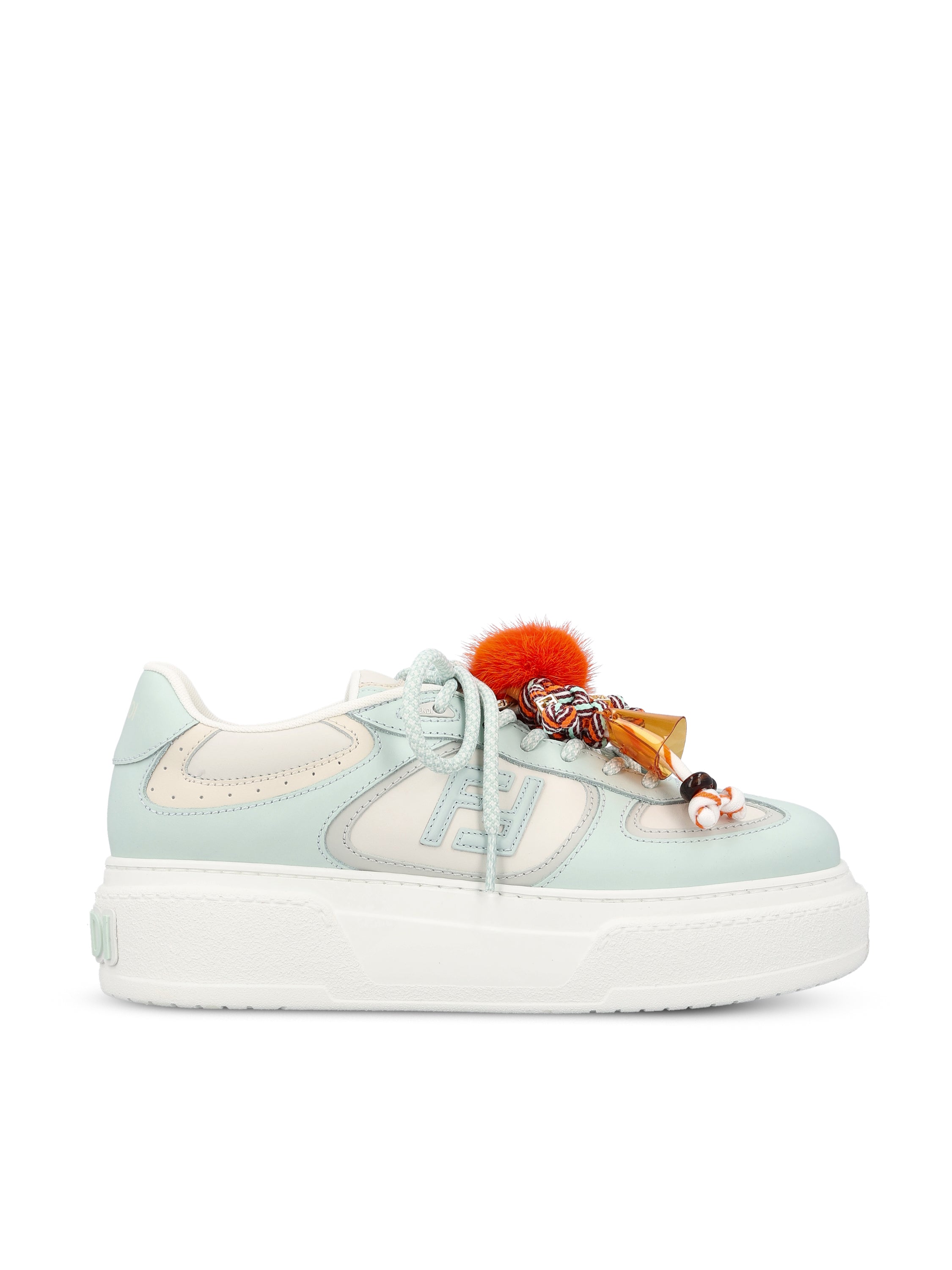Fendi Sneakers realizzate in pelle di vitello.