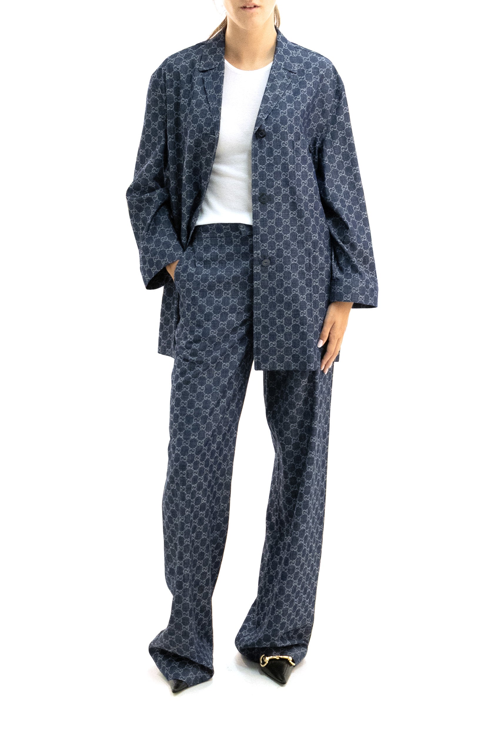 Gucci Pantaloni in denim di cotone GG jacquard di colore blu, view 2
