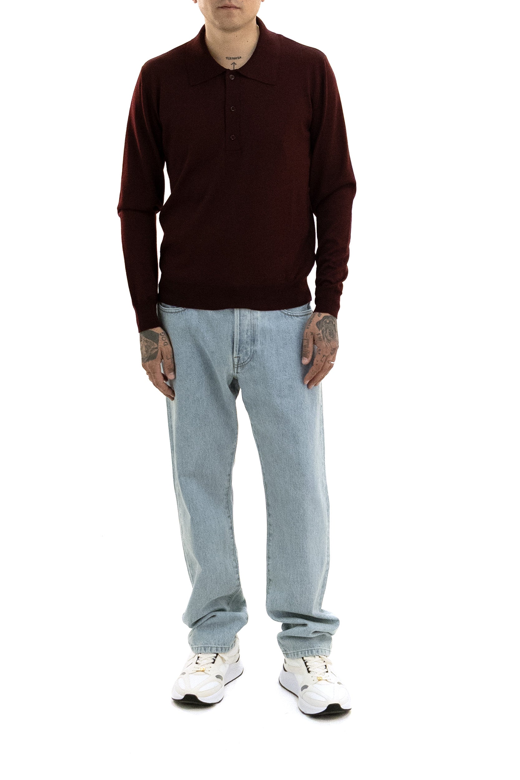 Valentino Garavani Polo in lana vergine di colore bordeaux, view 2