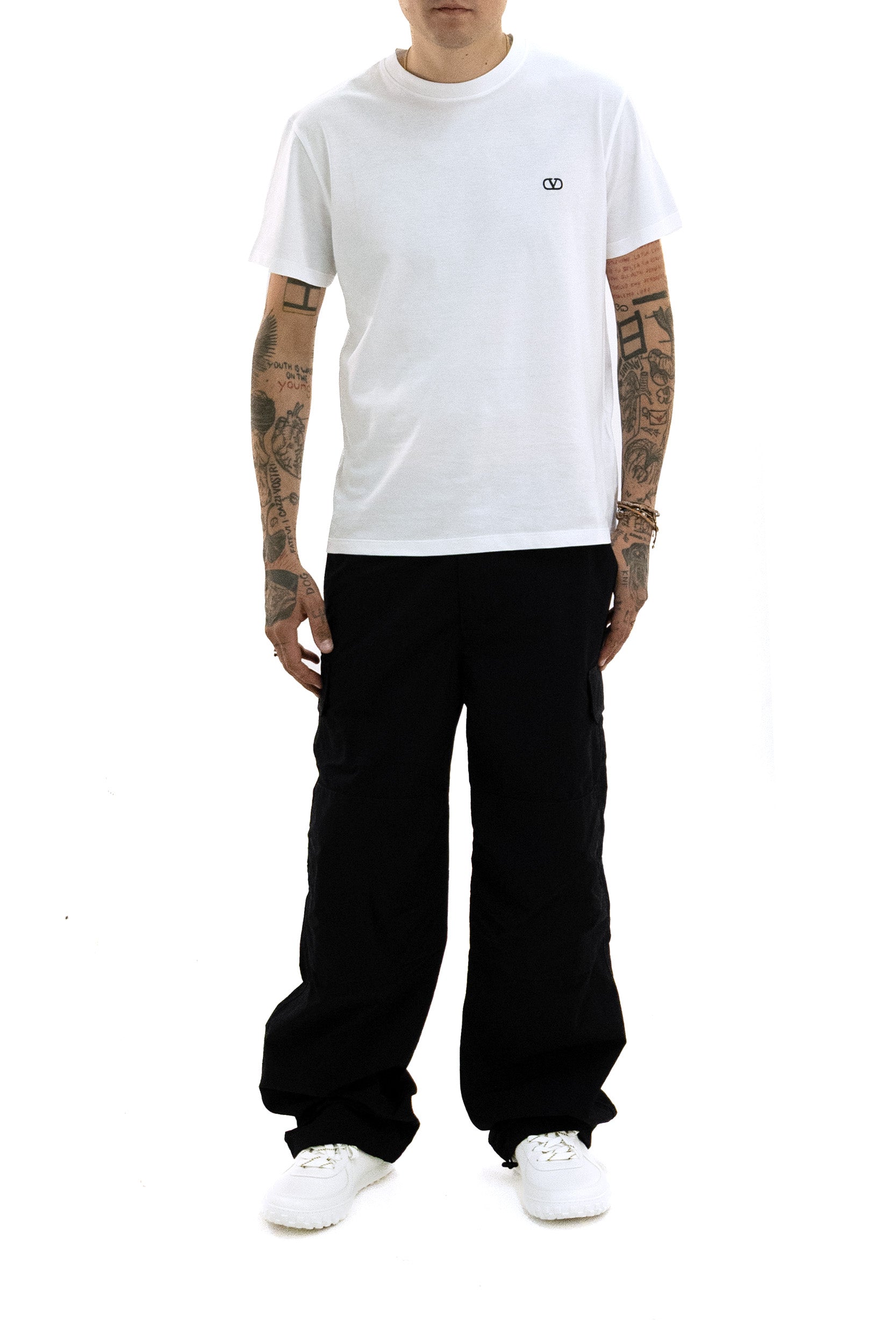 Valentino Garavani T-shirt in cotone di colore bianco, view 2