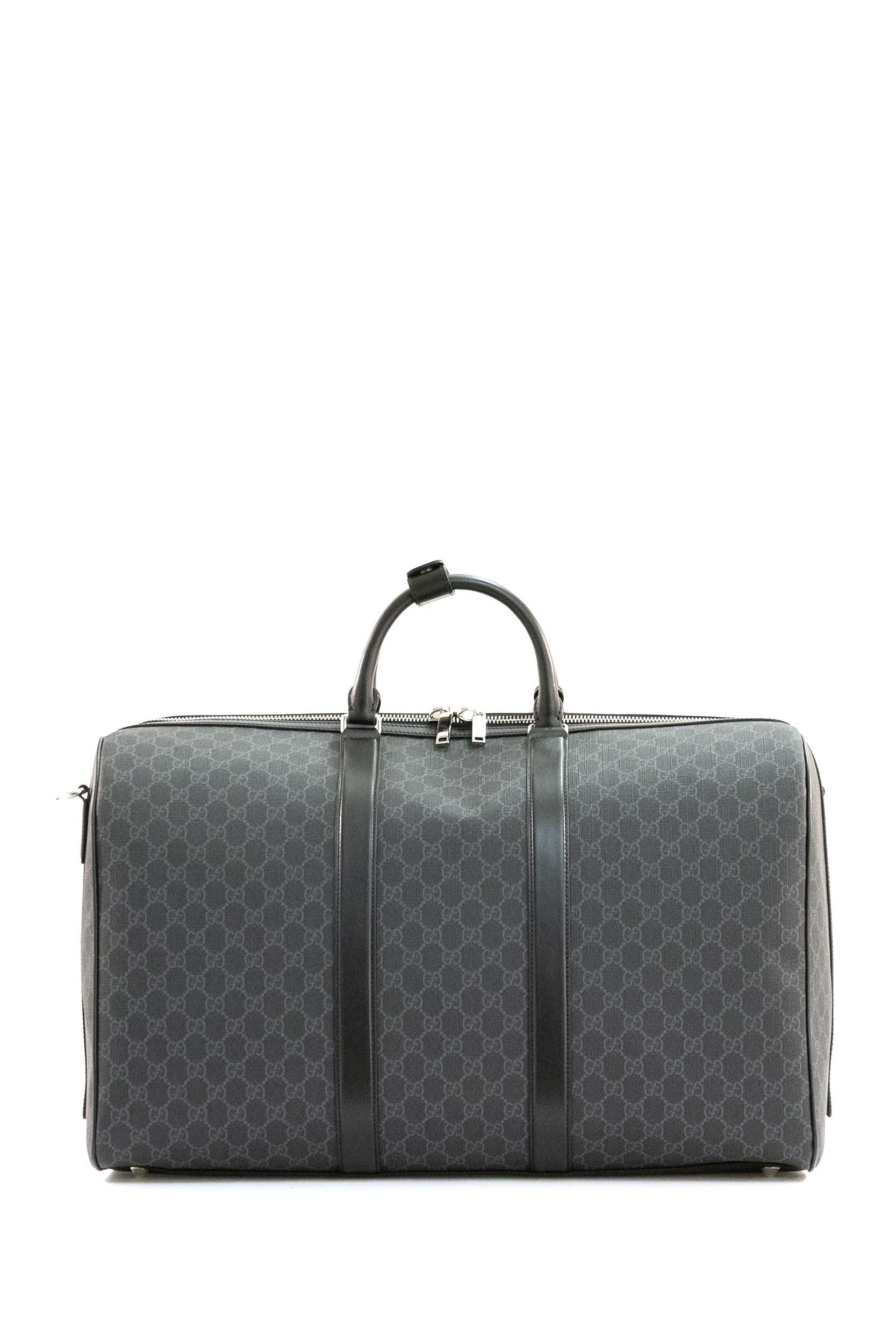 Gucci Borsa da viaggio large in tessuto GG Supreme di colore nero e grigio