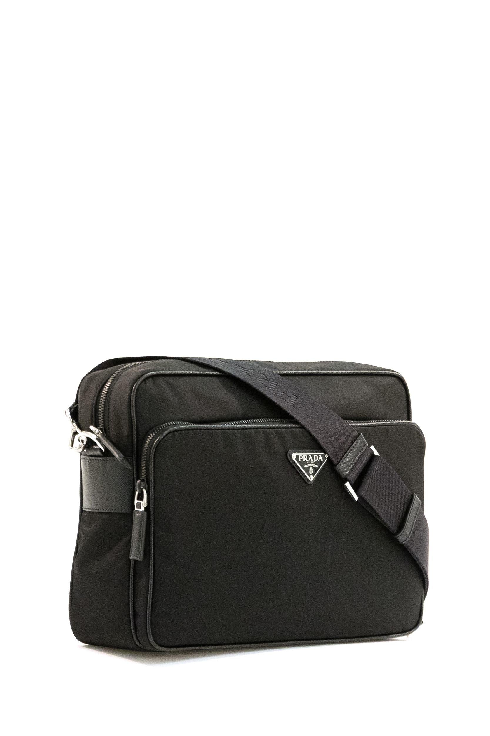 Prada Borsa in Re-Nylon di colore nero, view 2