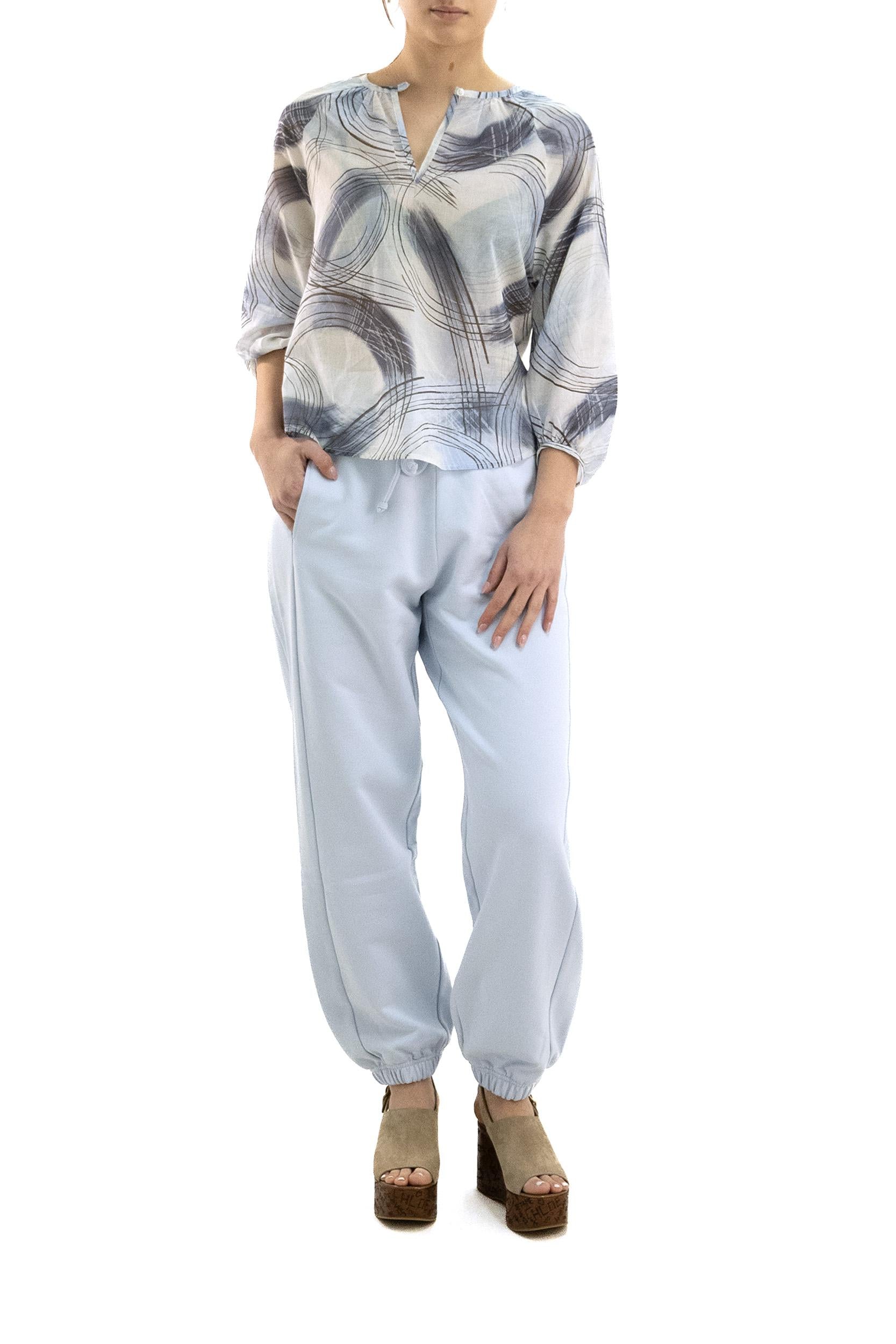 WHY CI Blusa in cotone con motivo astratto di colore azzurro, view 2