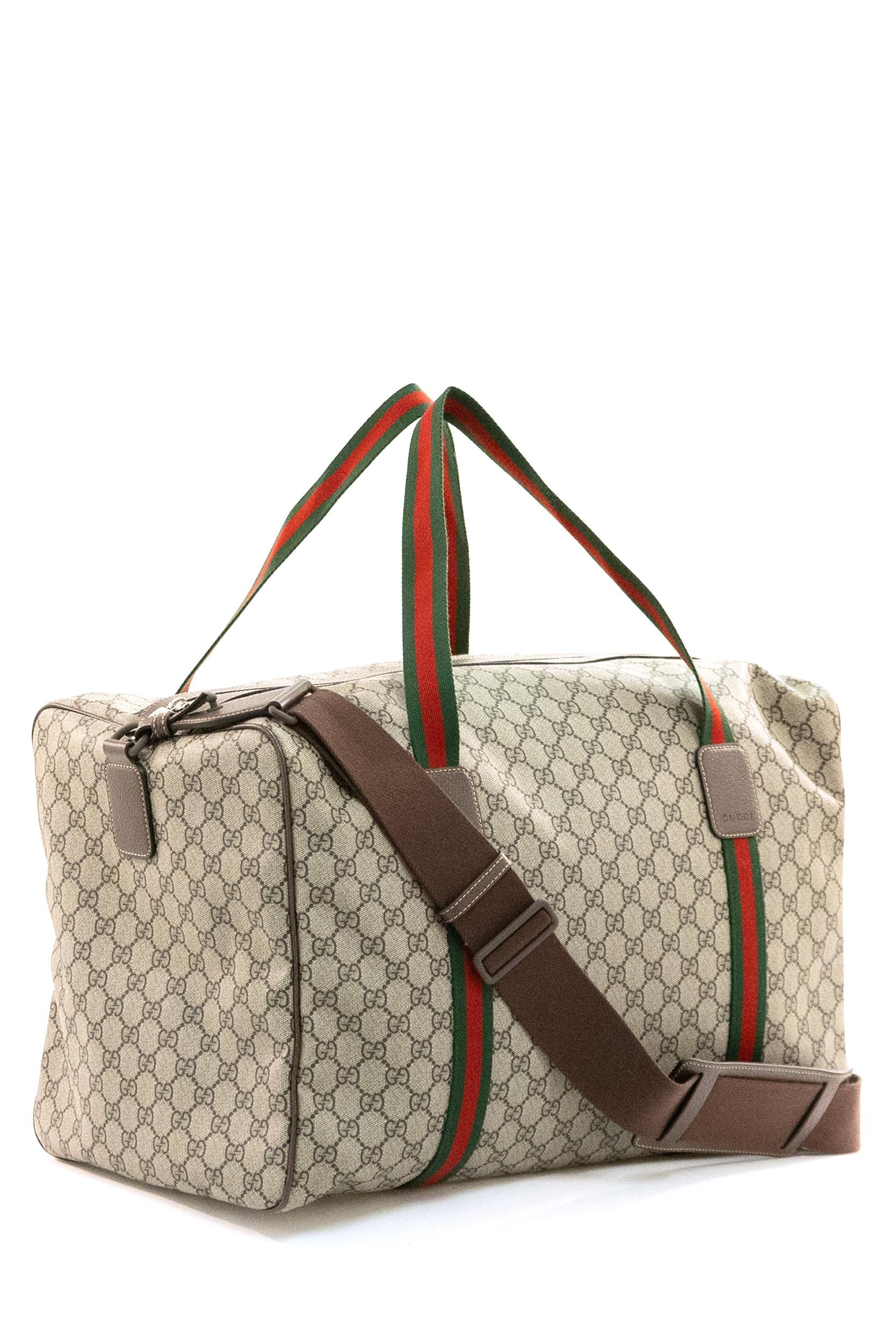 Gucci Borsa da viaggio large in tessuto GG Supreme color beige, view 2