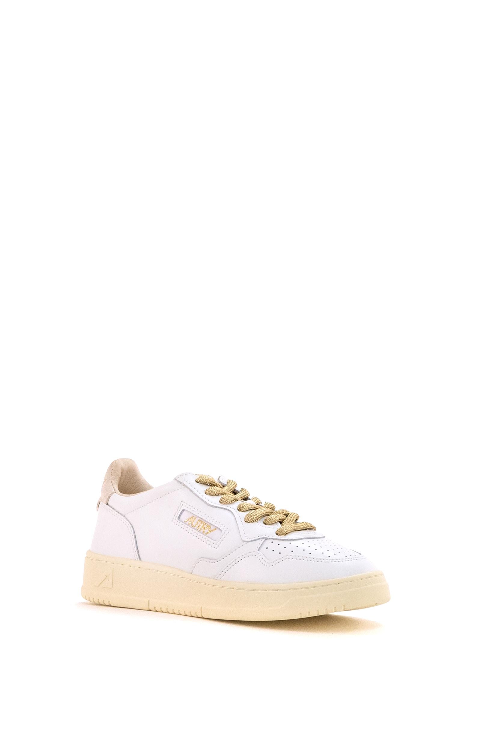 Autry Sneakers Medalist in pelle liscia color bianco, view 2