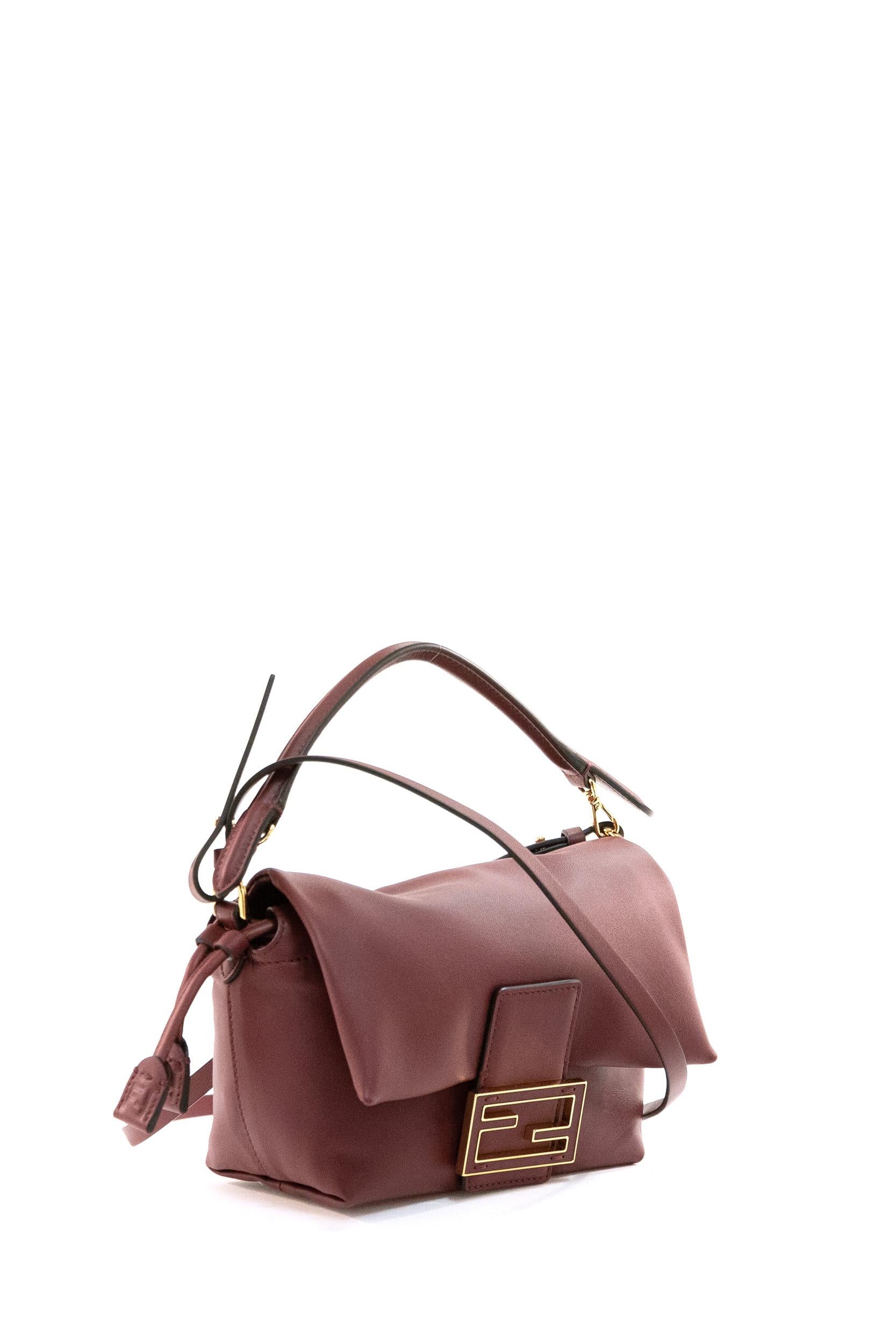 Fendi Mamma Baguette Small in nappa color bordeaux, view 2