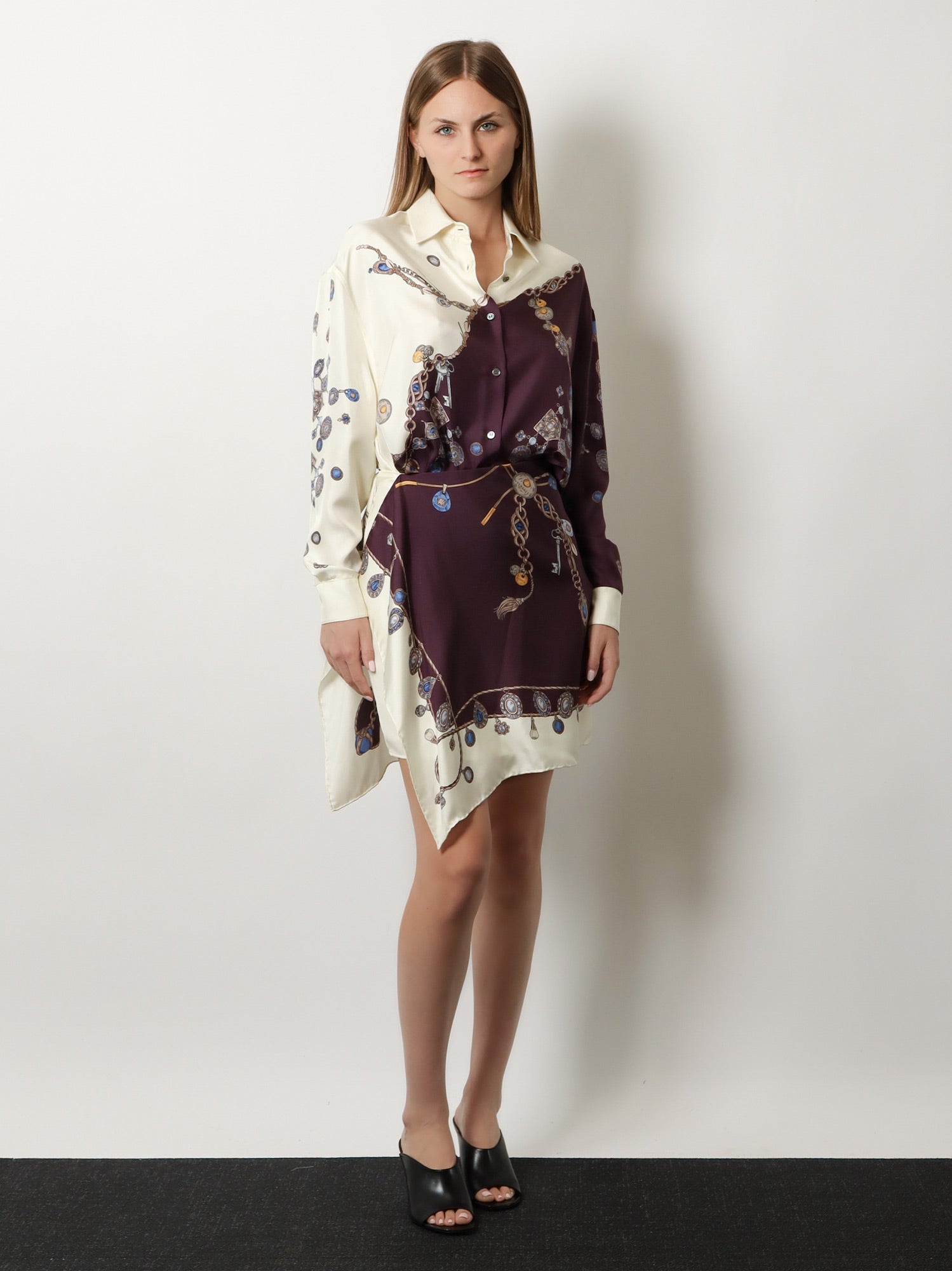 Versace Printed silk twill miniskirt, view 2