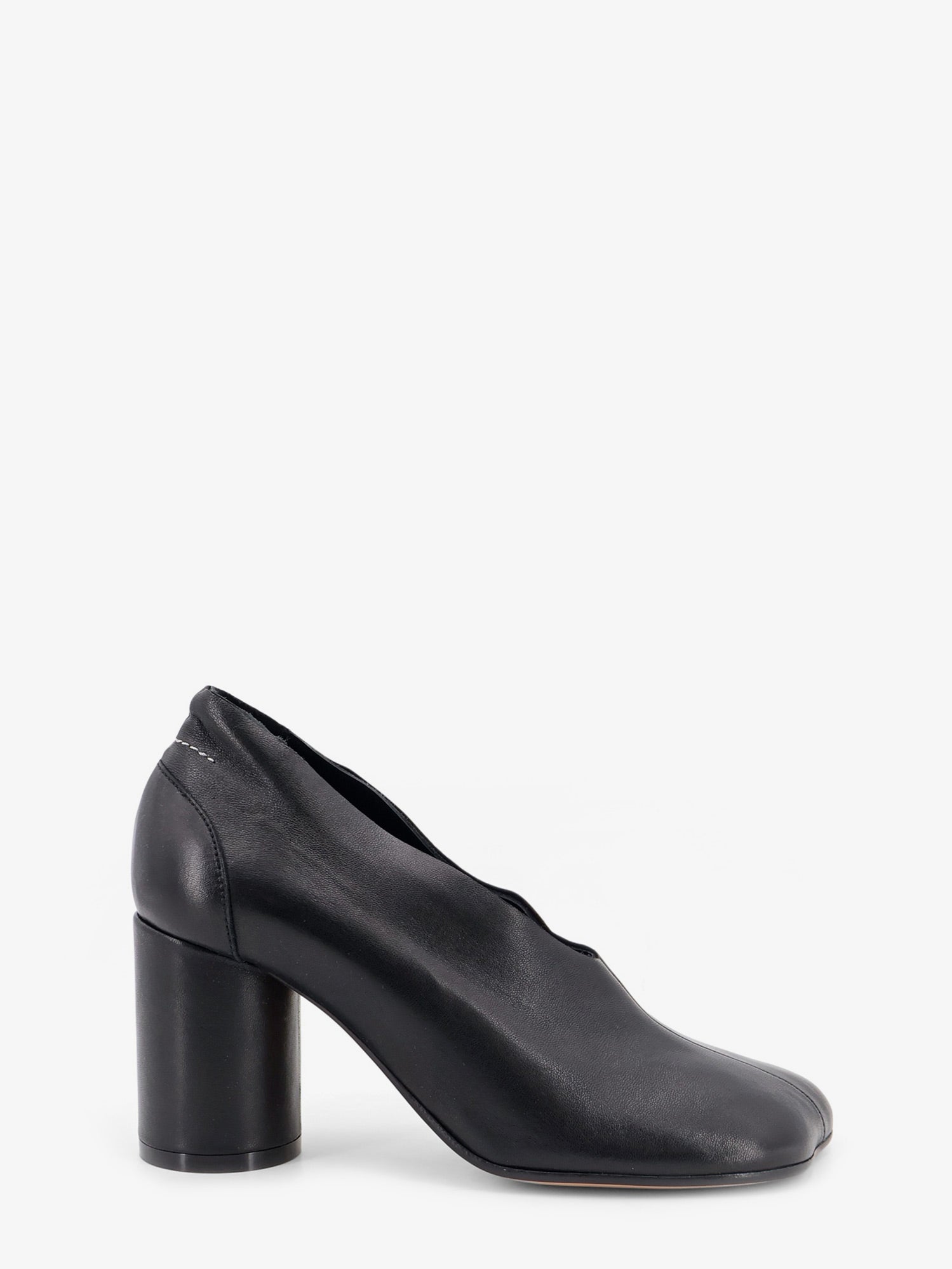 MM6 Maison Margiela Leather pumps with iconic Atomic toe