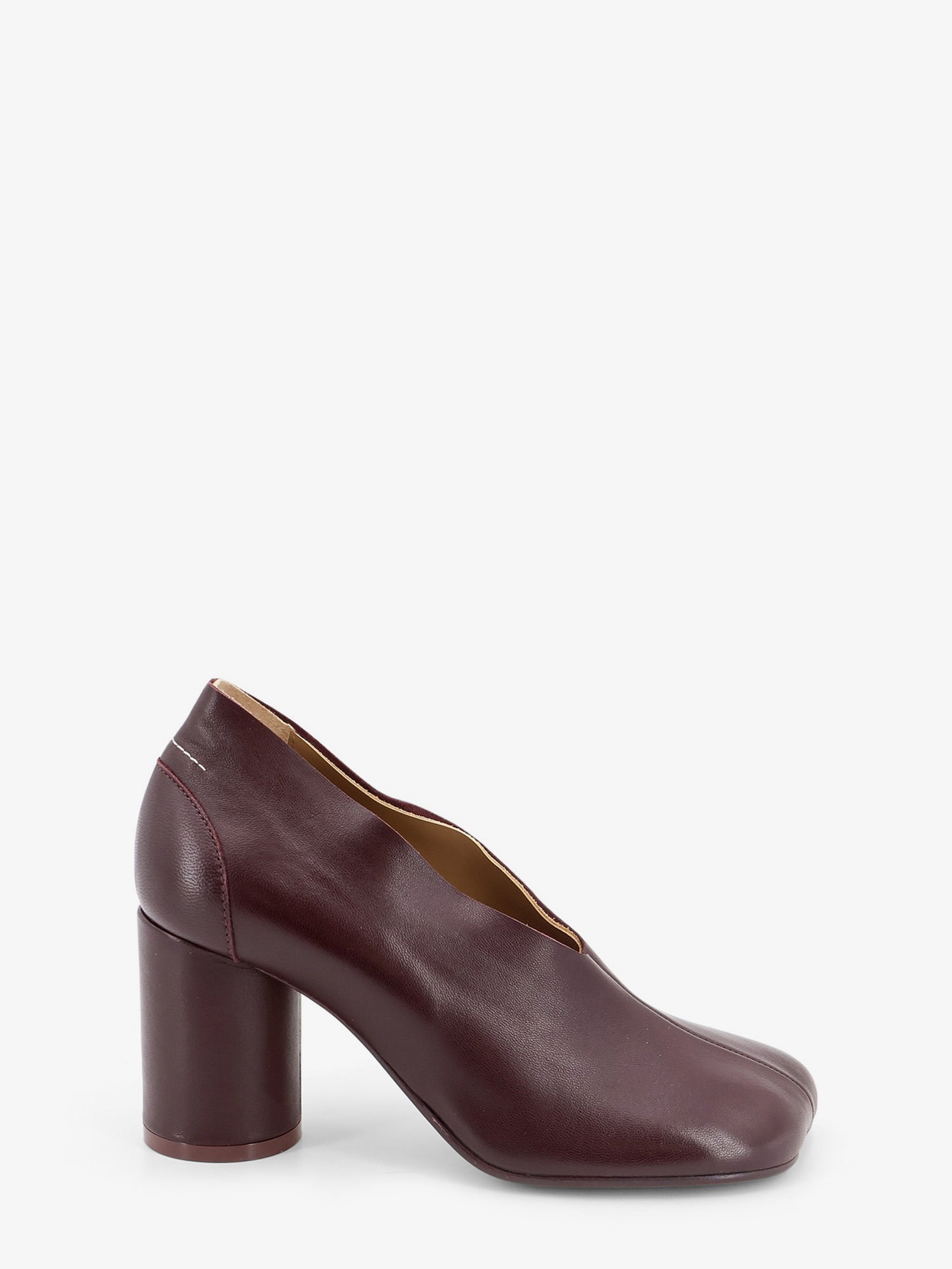 MM6 Maison Margiela Leather pump with iconic Anatomic toe