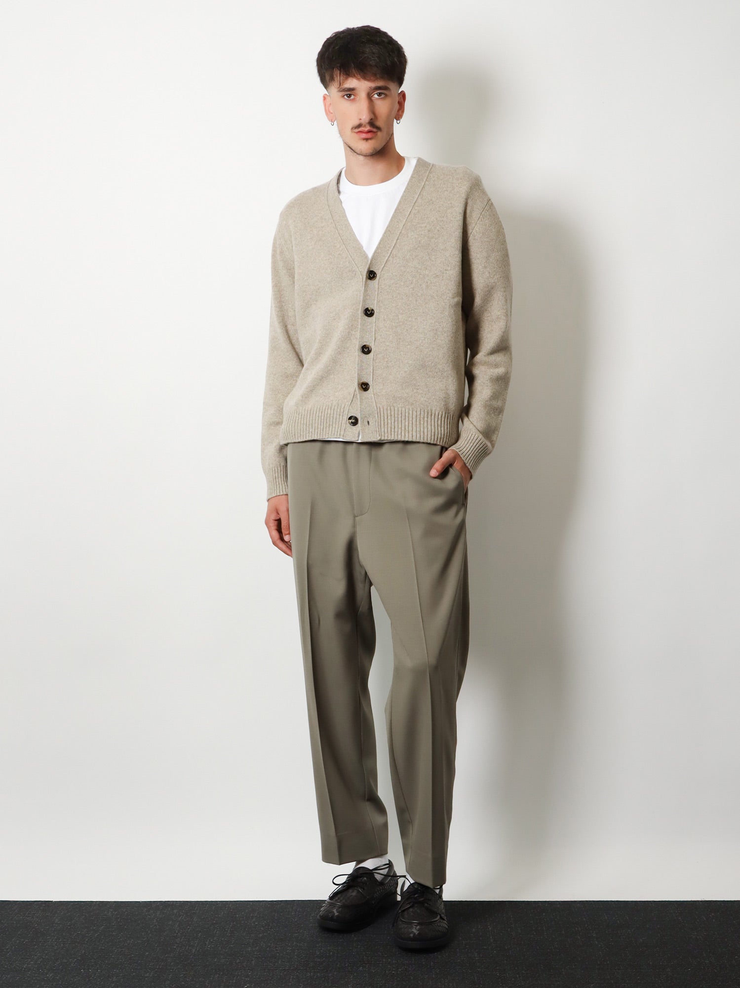 Bottega Veneta Light Wool trousers with drawstring, view 2