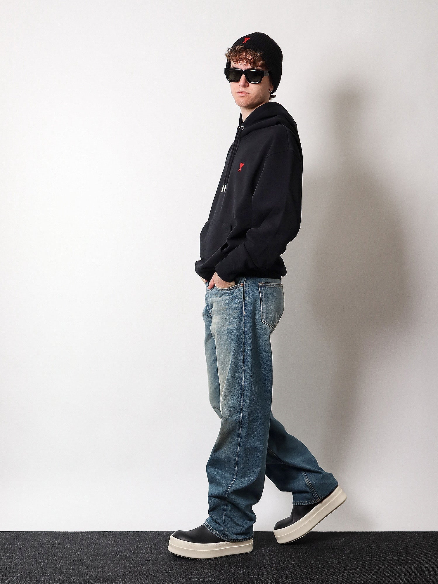 AMI Paris Cotton sweatshirt with Logo embroidery, view 2