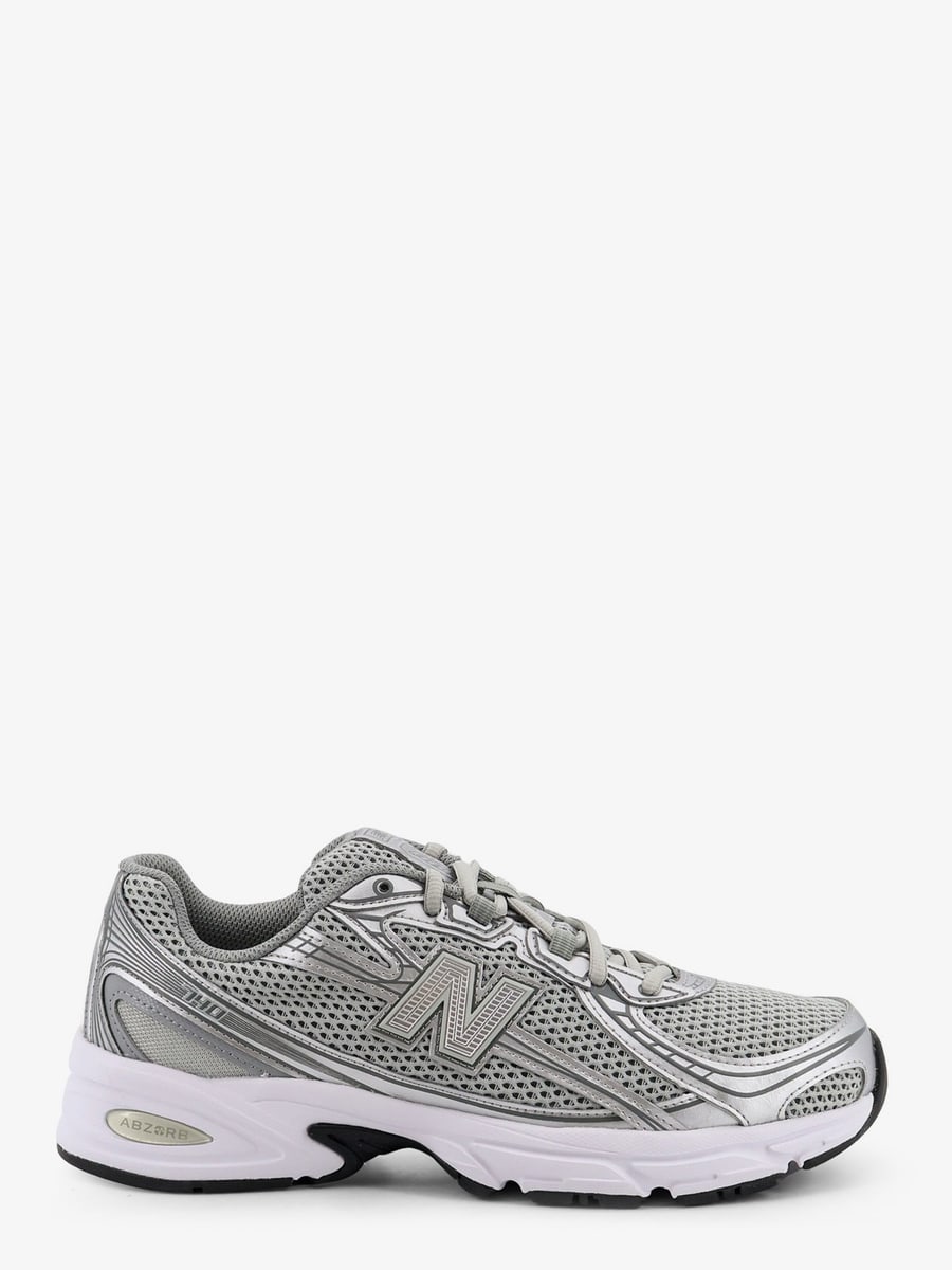 New Balance 740 mesh sneakers with iconic contrasting side logo