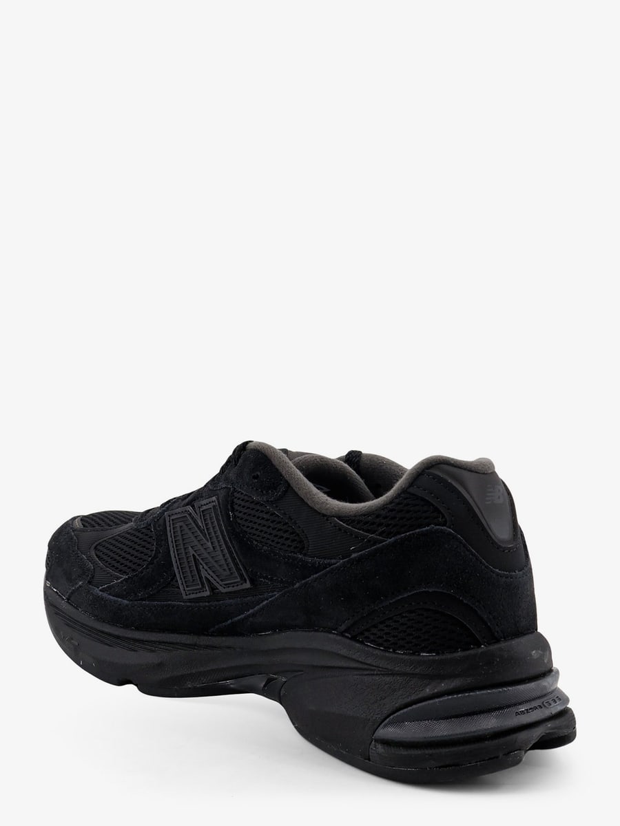 New Balance U2010 sneakers in mesh and suede with iconic side logo, view 3