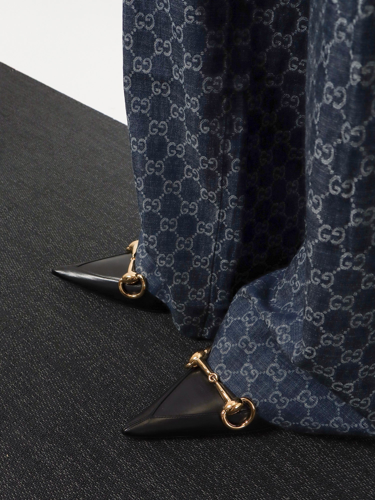 Gucci Boulevard leather pumps, view 2