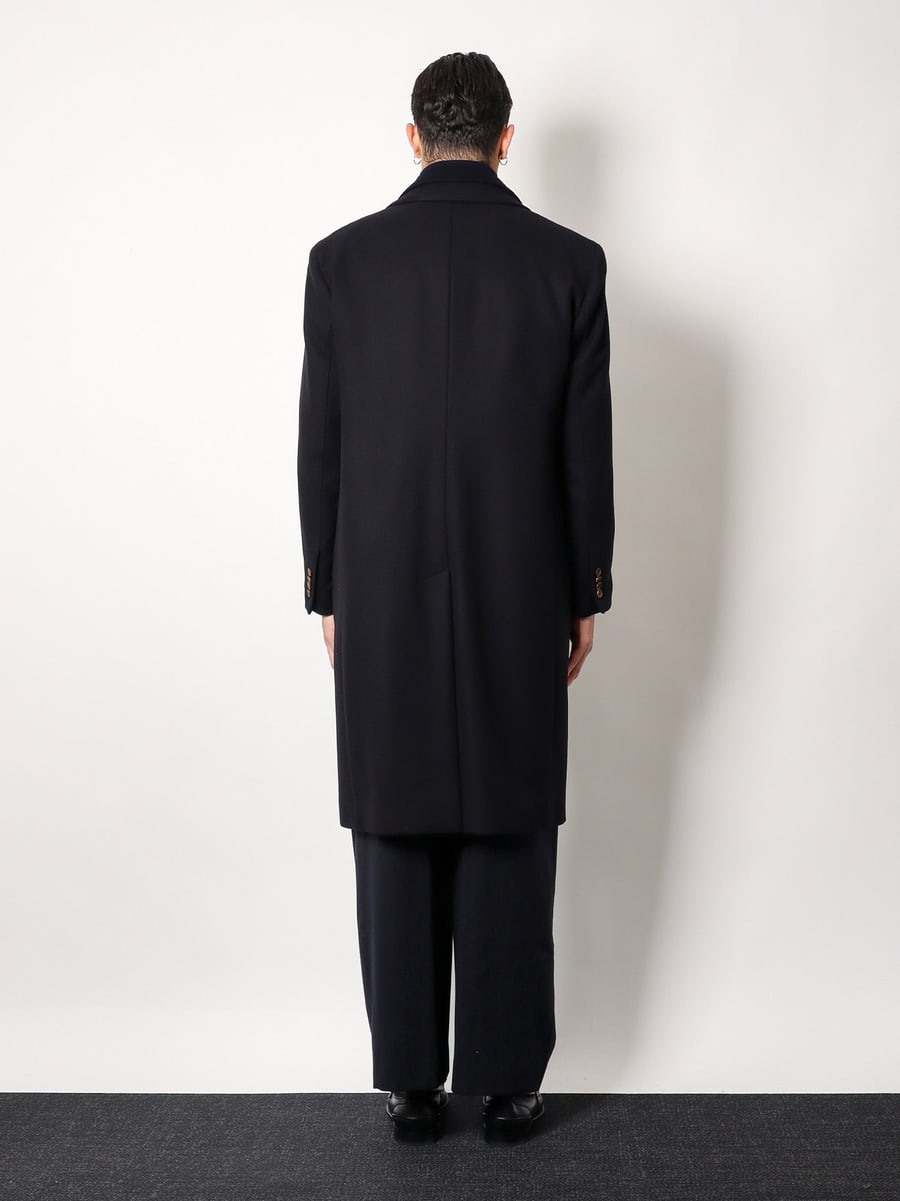 HEVO Virgin wool coat with satin lining, view 3